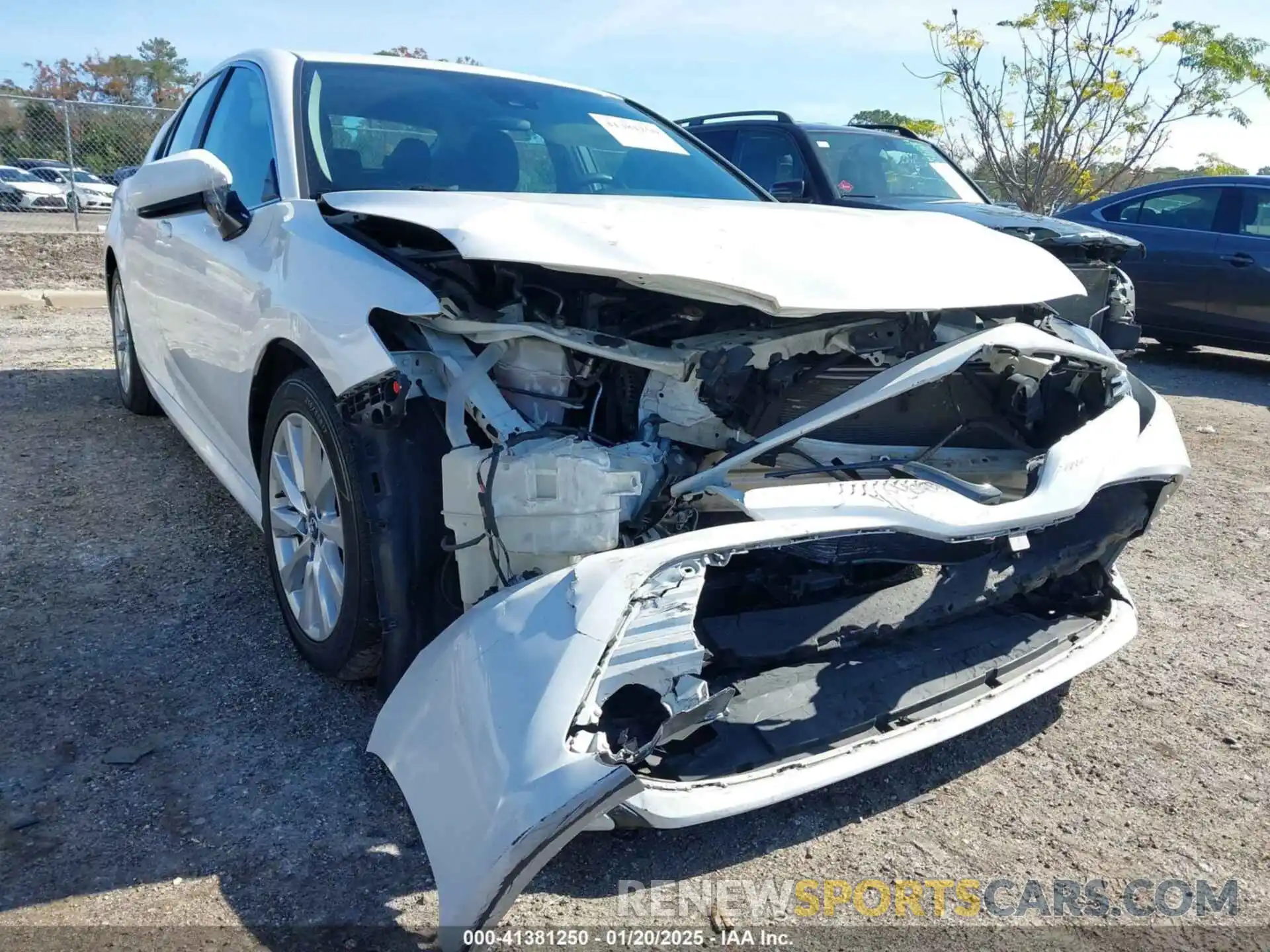 6 Photograph of a damaged car 4T1B11HK9KU758766 TOYOTA CAMRY 2019