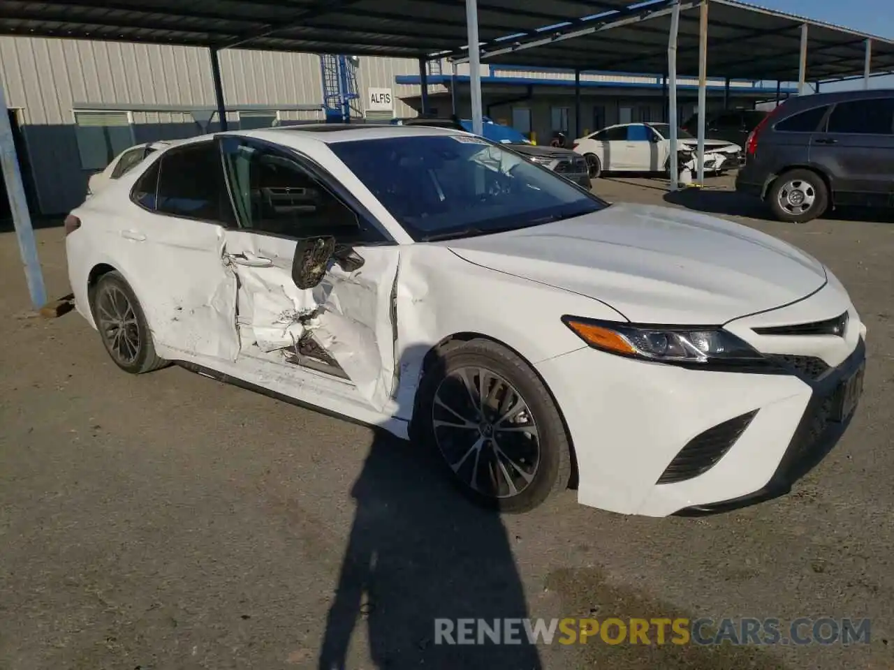 4 Photograph of a damaged car 4T1B11HK9KU762574 TOYOTA CAMRY 2019