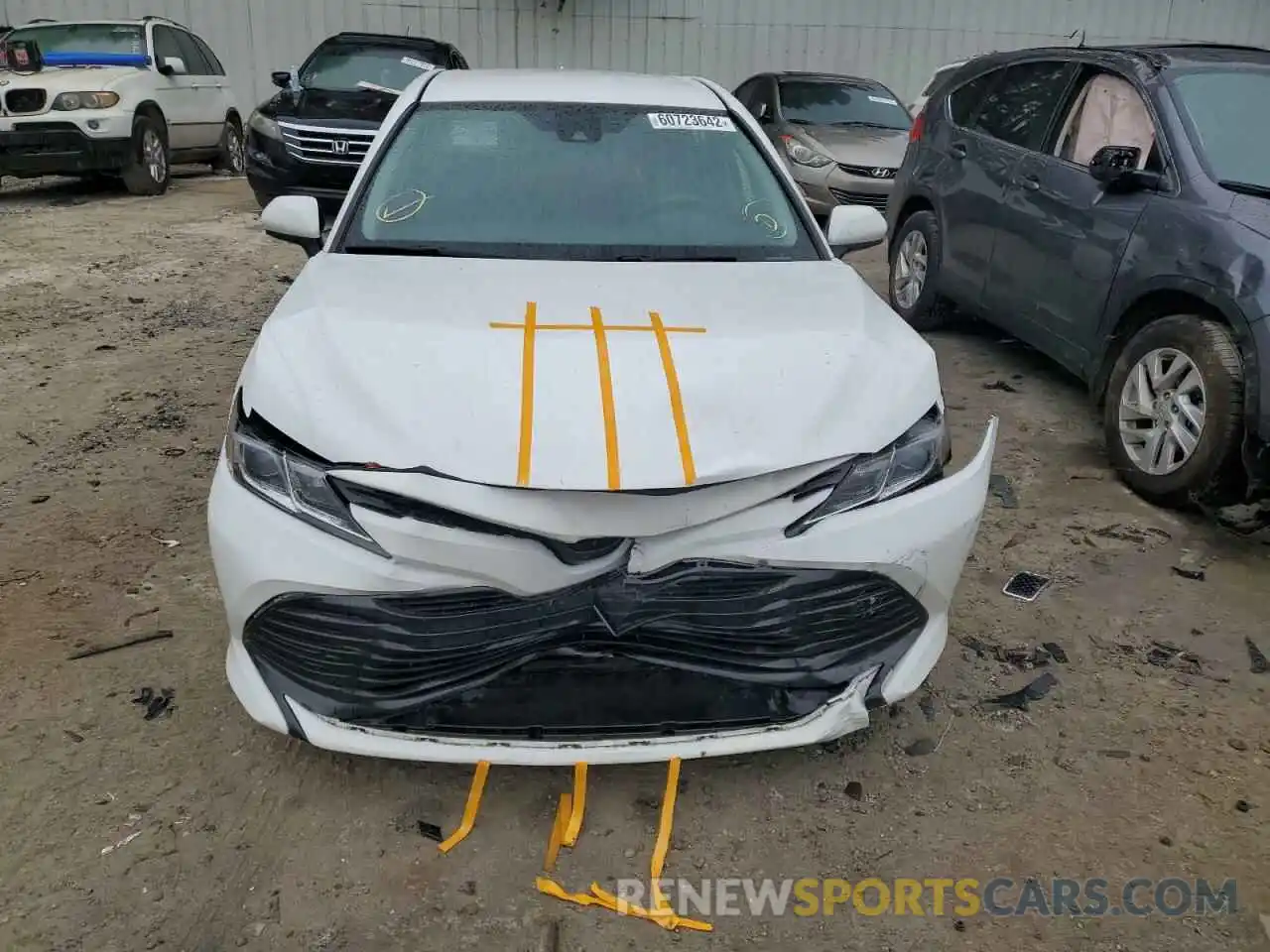 9 Photograph of a damaged car 4T1B11HK9KU768262 TOYOTA CAMRY 2019