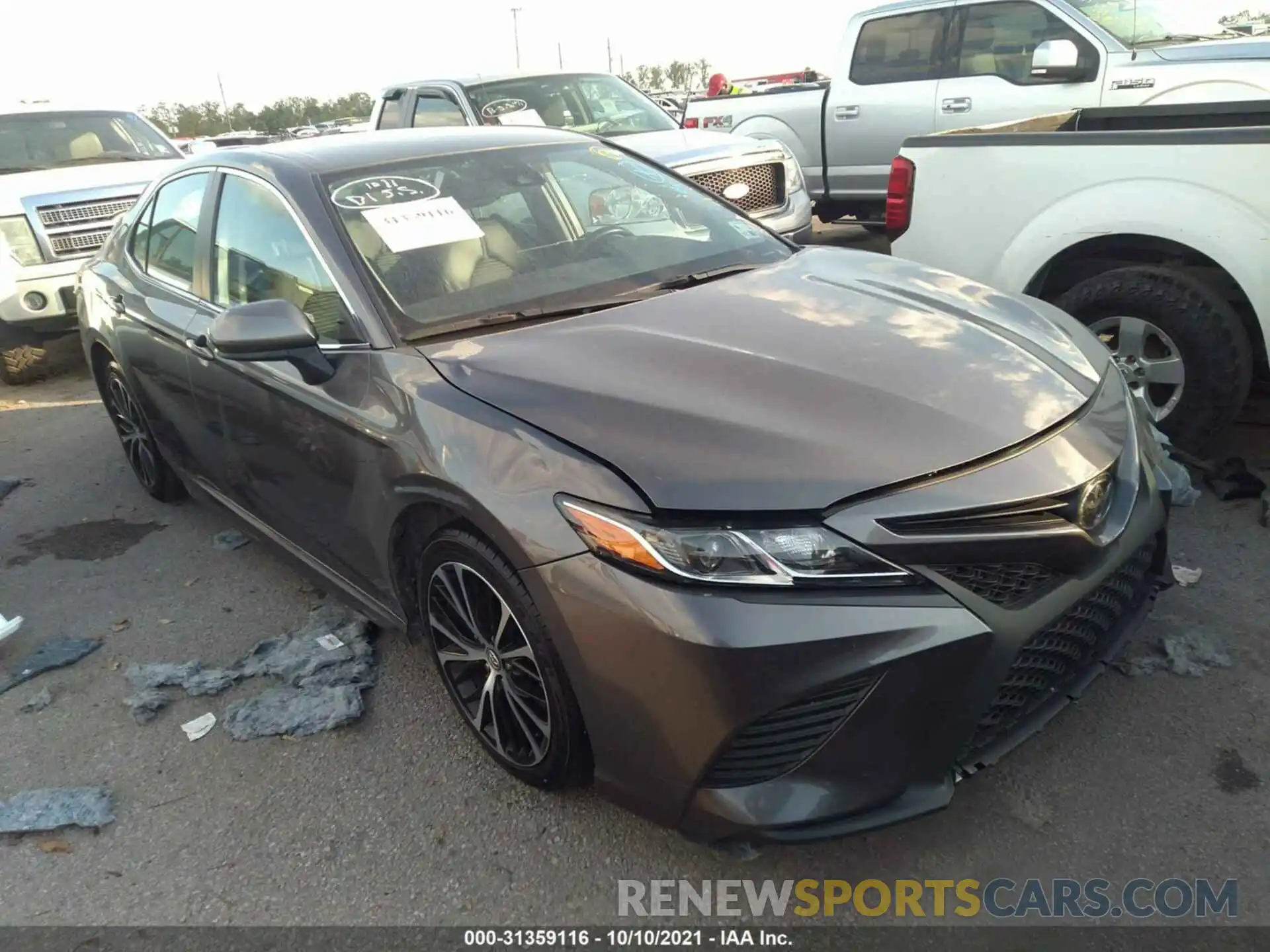 1 Photograph of a damaged car 4T1B11HK9KU771615 TOYOTA CAMRY 2019