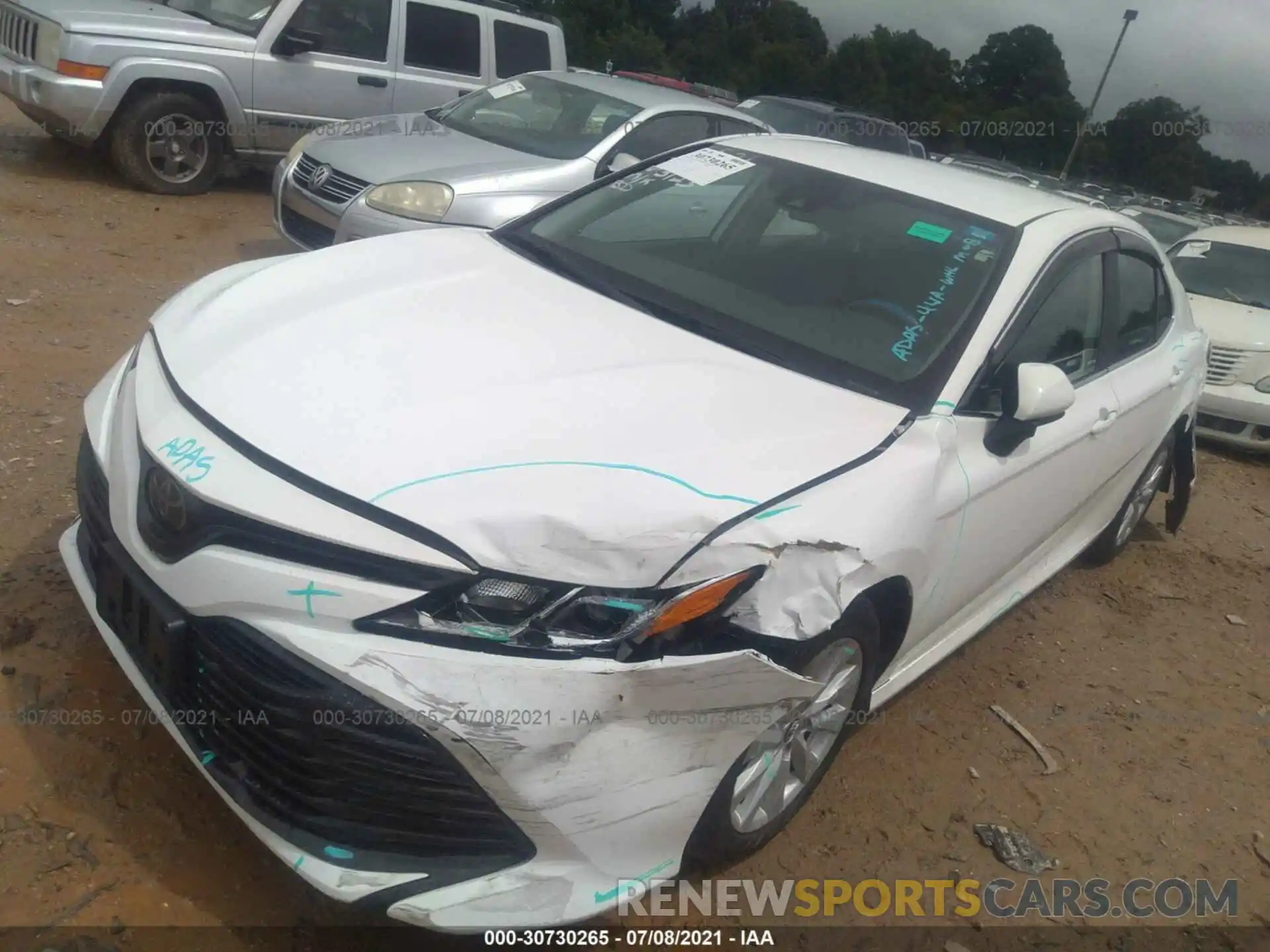 2 Photograph of a damaged car 4T1B11HK9KU773123 TOYOTA CAMRY 2019