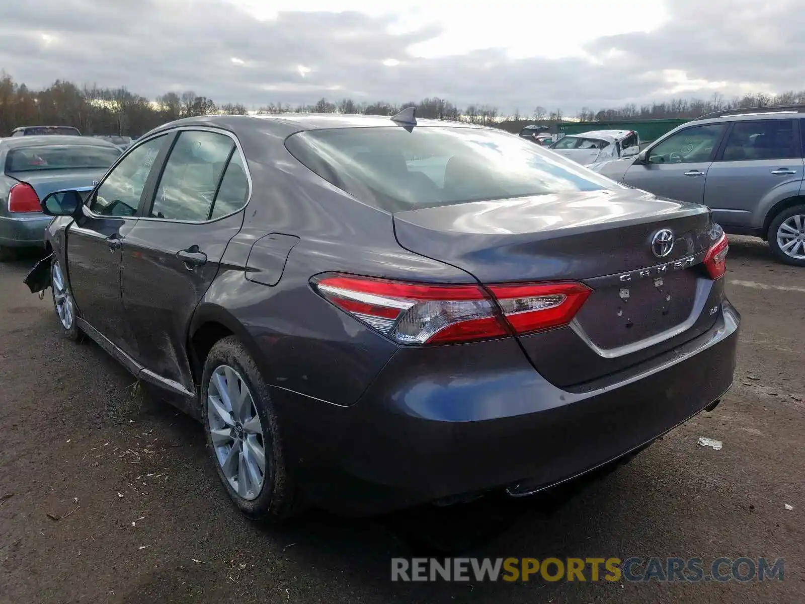 3 Photograph of a damaged car 4T1B11HK9KU773400 TOYOTA CAMRY 2019