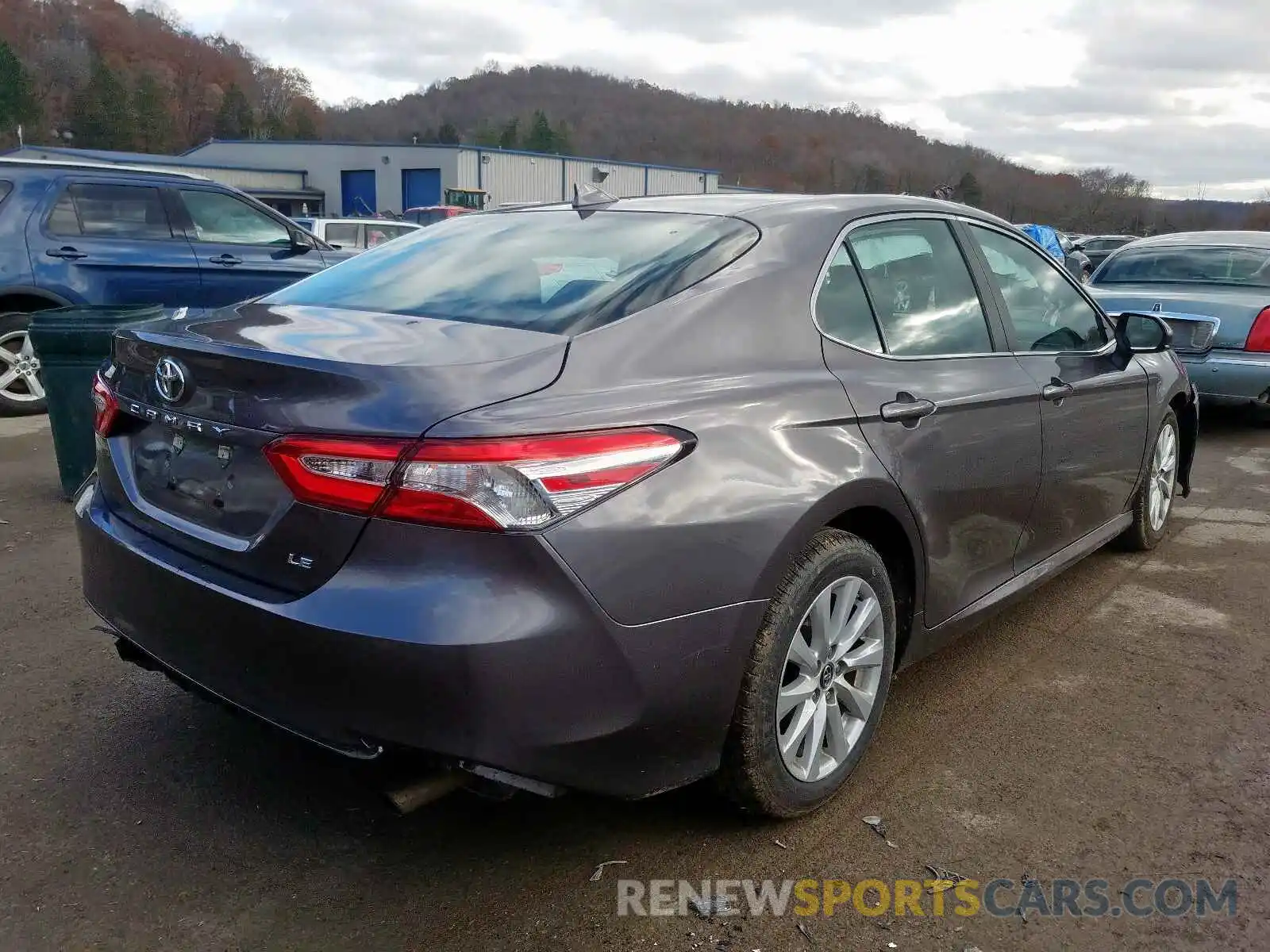 4 Photograph of a damaged car 4T1B11HK9KU773400 TOYOTA CAMRY 2019