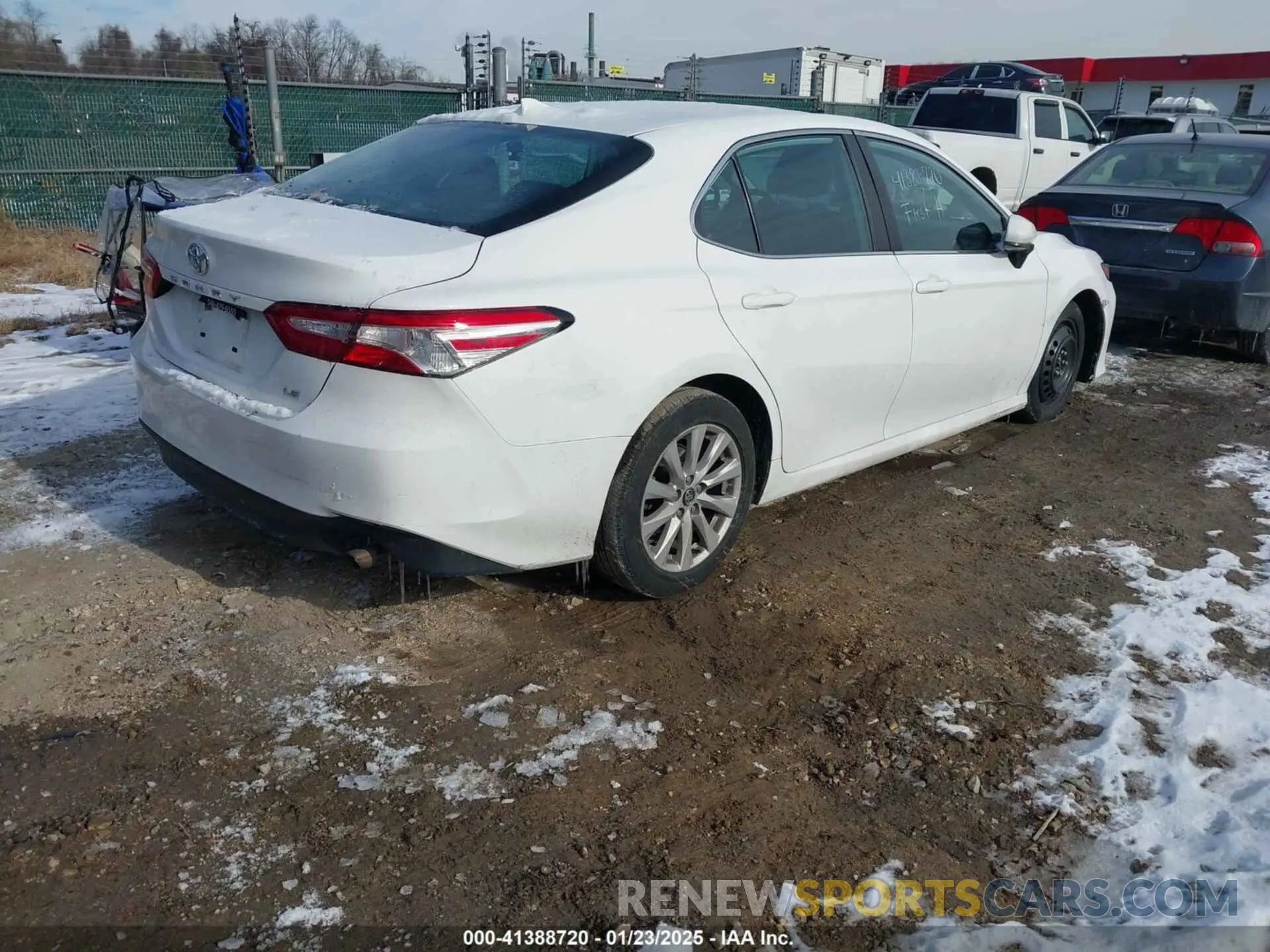 4 Photograph of a damaged car 4T1B11HK9KU773784 TOYOTA CAMRY 2019