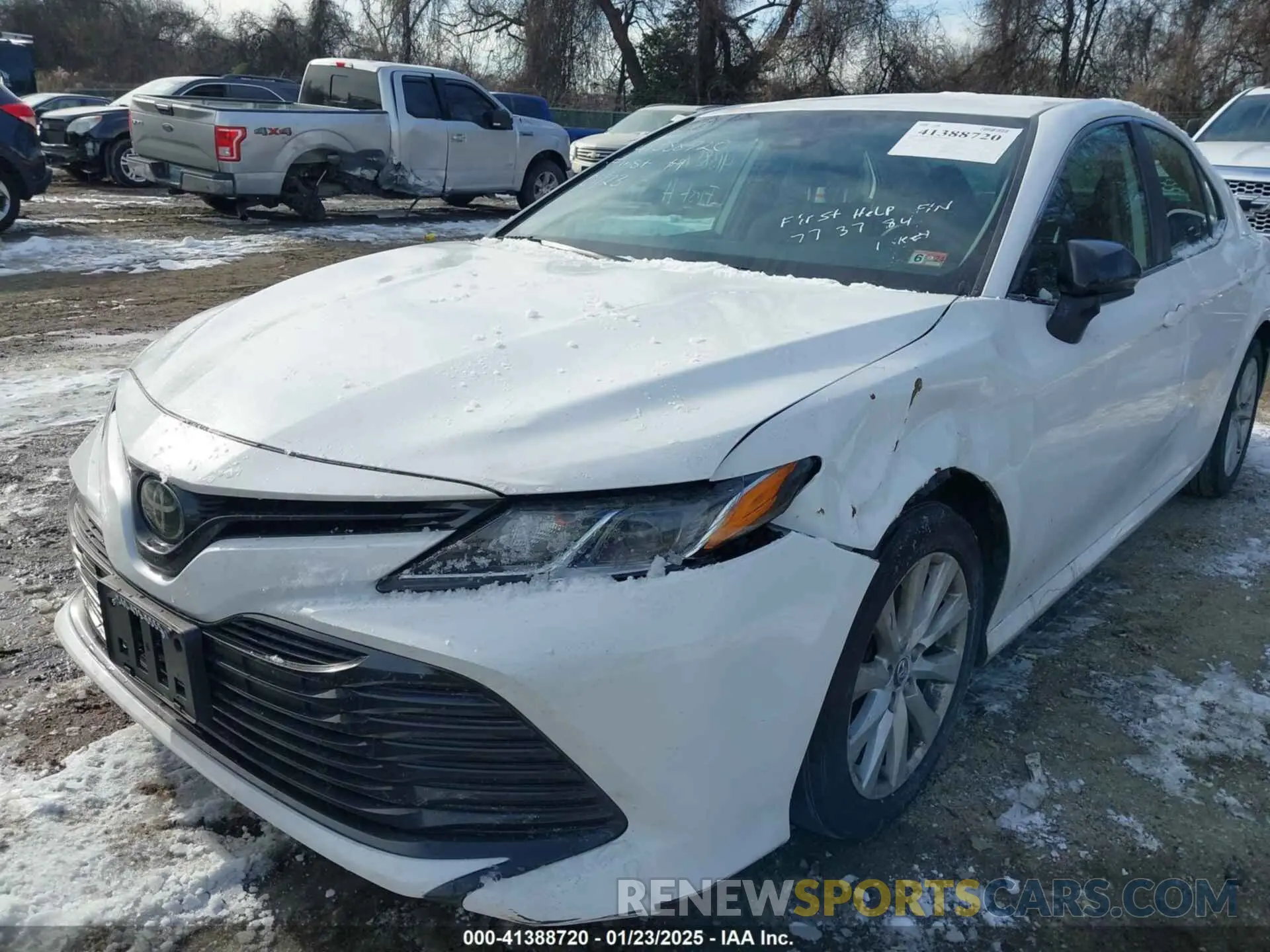6 Photograph of a damaged car 4T1B11HK9KU773784 TOYOTA CAMRY 2019