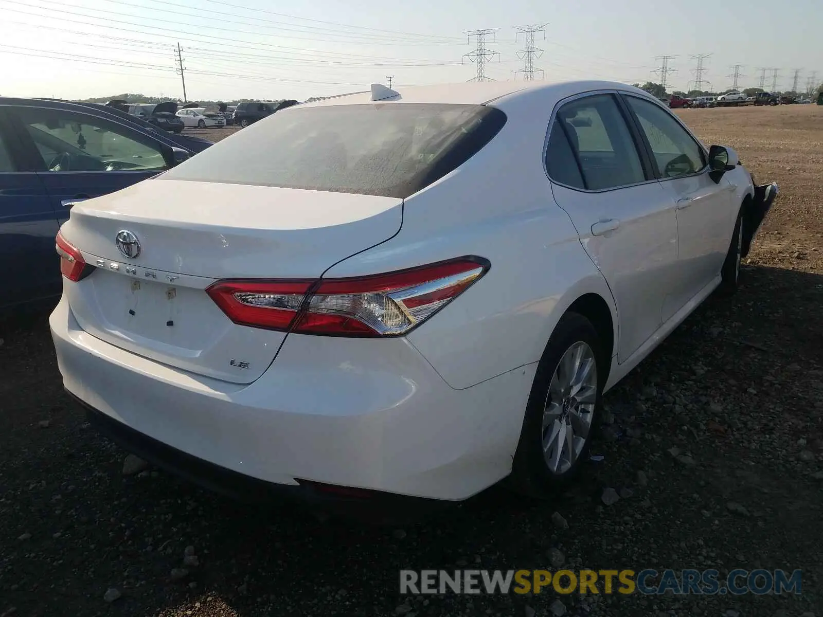 4 Photograph of a damaged car 4T1B11HK9KU774160 TOYOTA CAMRY 2019