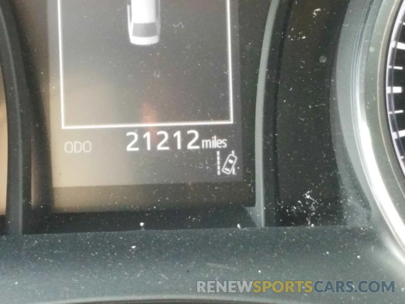 8 Photograph of a damaged car 4T1B11HK9KU774160 TOYOTA CAMRY 2019