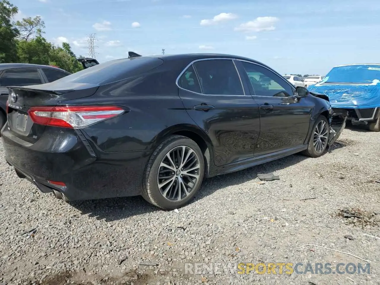 3 Photograph of a damaged car 4T1B11HK9KU784445 TOYOTA CAMRY 2019