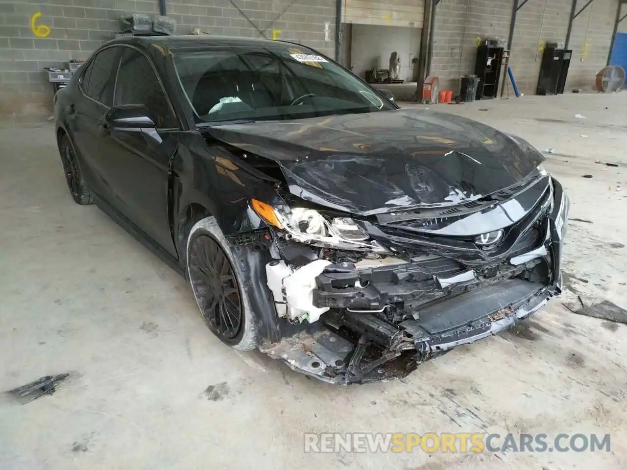 1 Photograph of a damaged car 4T1B11HK9KU784848 TOYOTA CAMRY 2019