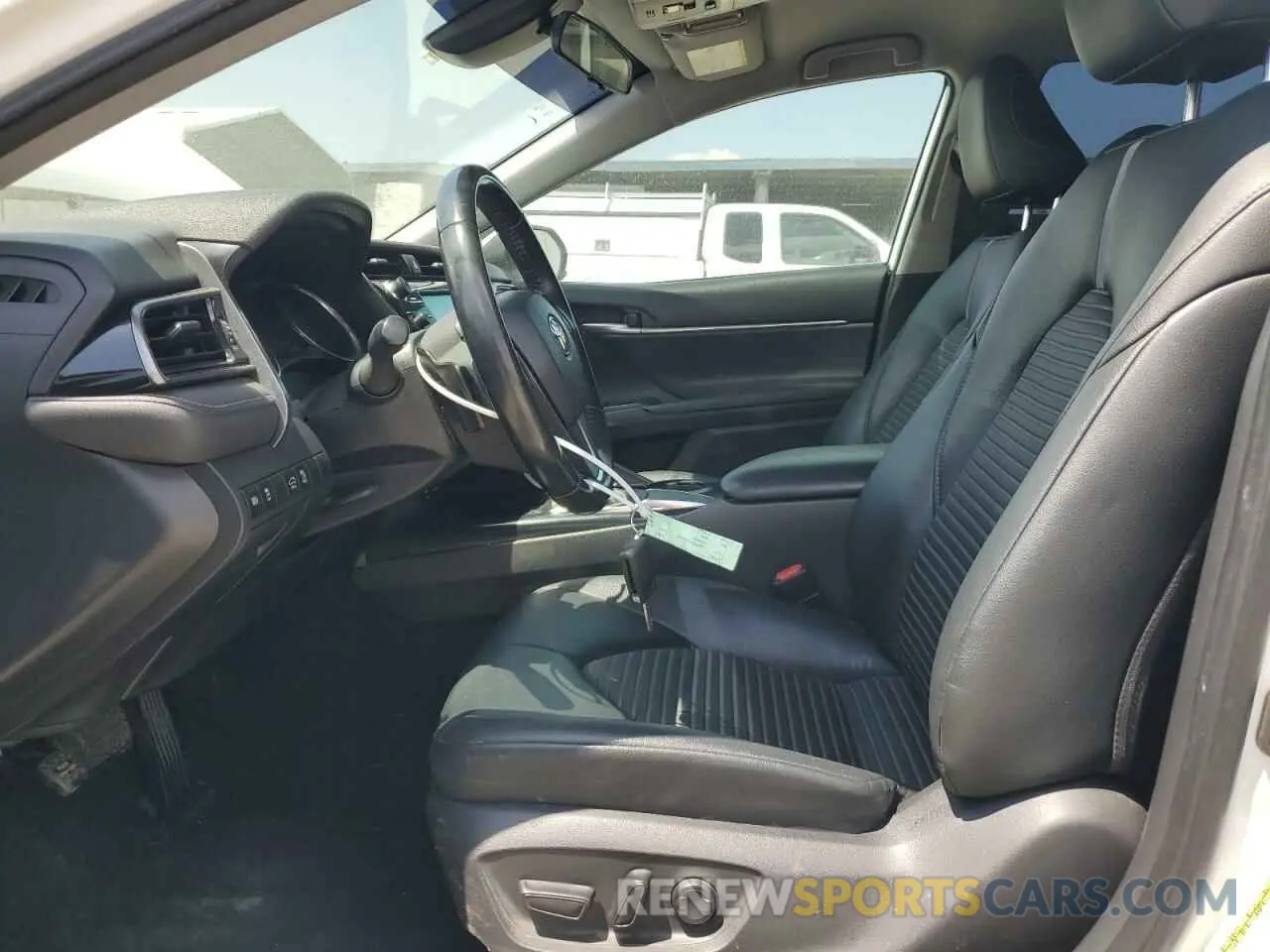 7 Photograph of a damaged car 4T1B11HK9KU789239 TOYOTA CAMRY 2019