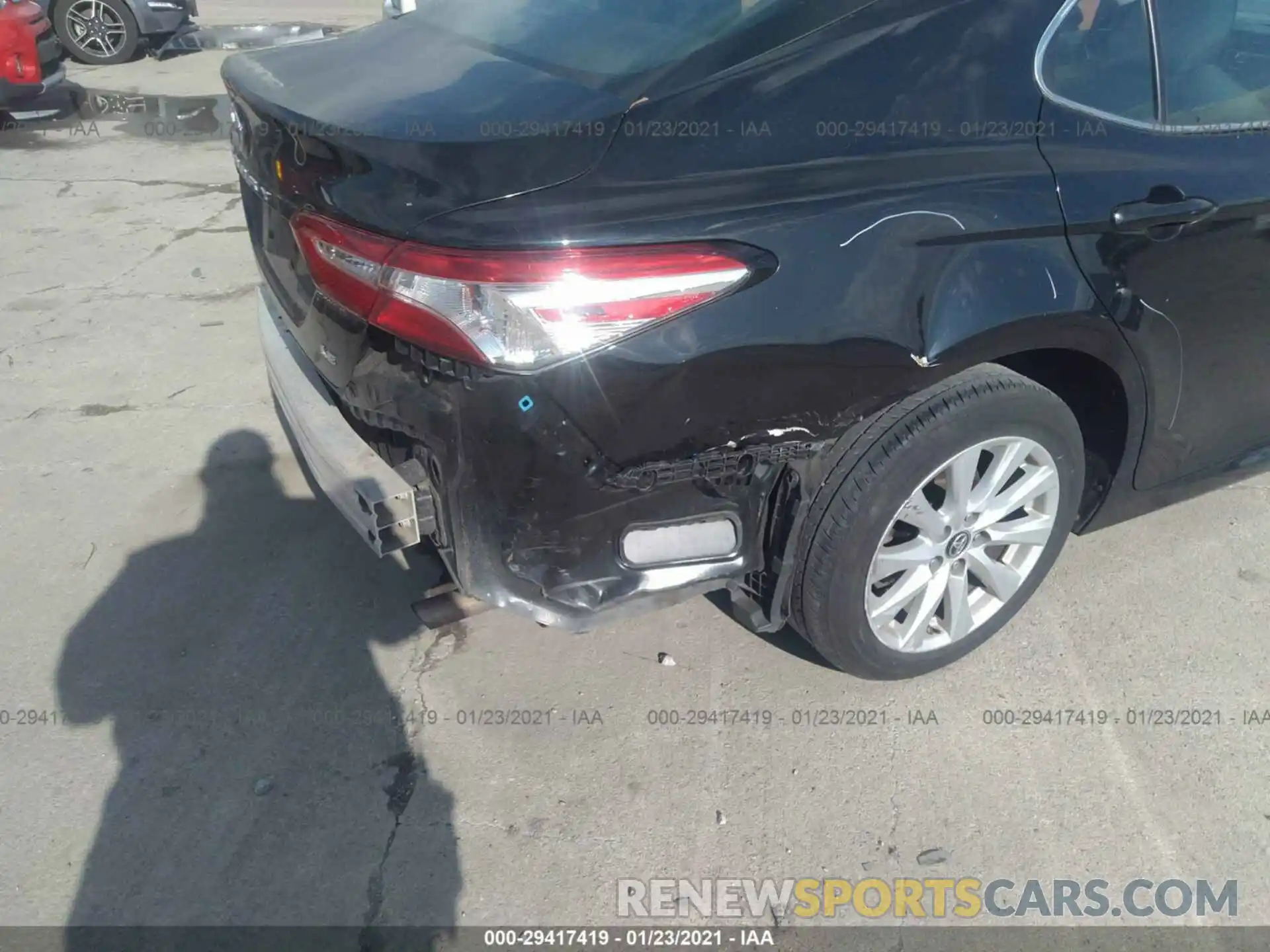 6 Photograph of a damaged car 4T1B11HK9KU791377 TOYOTA CAMRY 2019