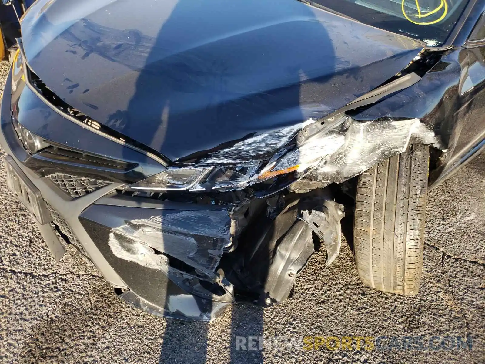 9 Photograph of a damaged car 4T1B11HK9KU795316 TOYOTA CAMRY 2019