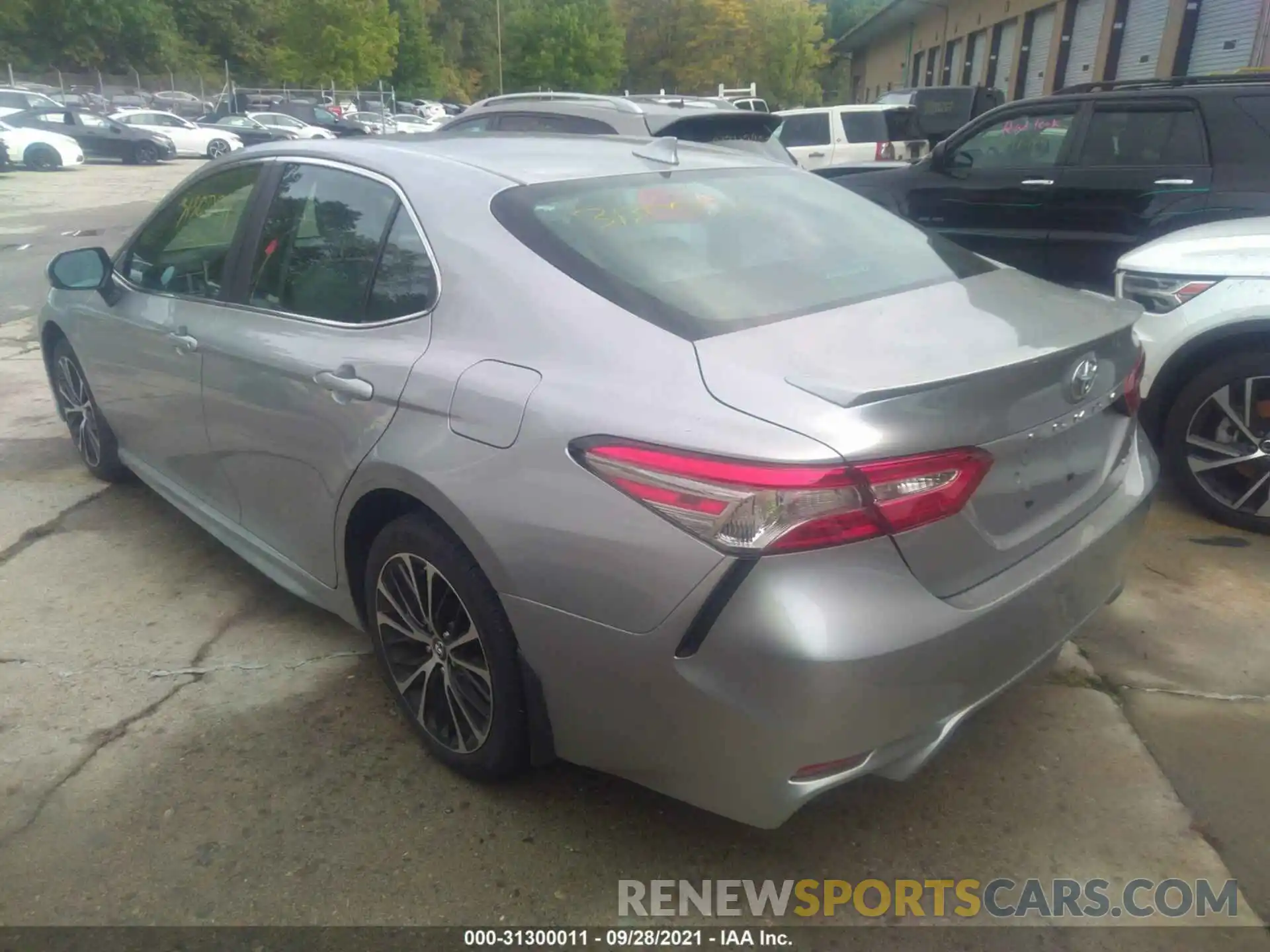 3 Photograph of a damaged car 4T1B11HK9KU795722 TOYOTA CAMRY 2019