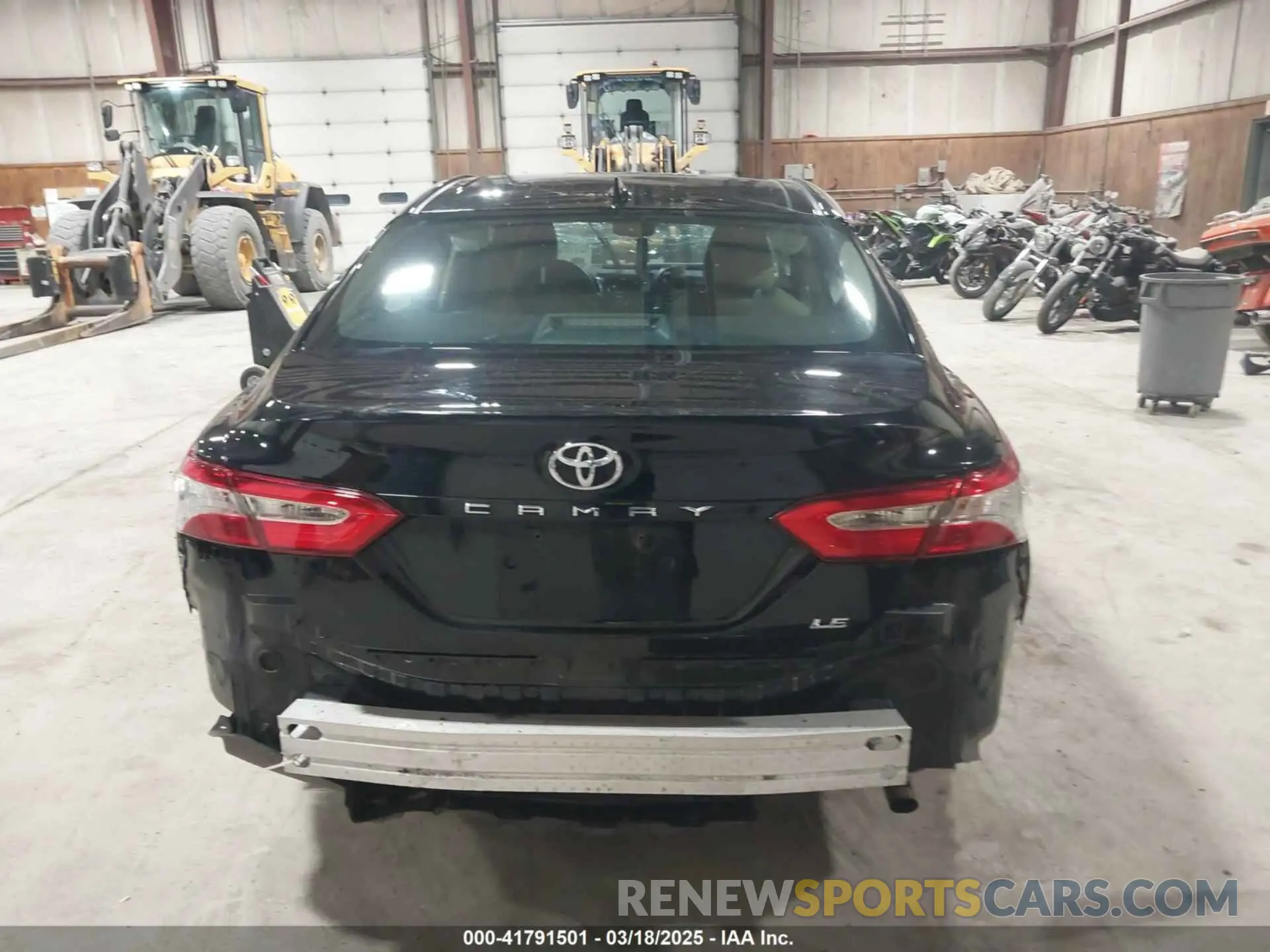17 Photograph of a damaged car 4T1B11HK9KU799978 TOYOTA CAMRY 2019