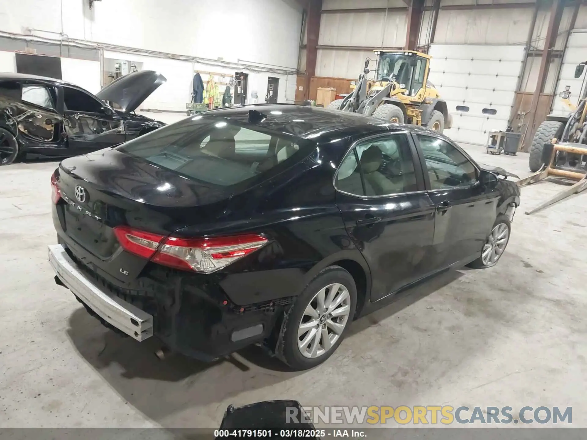 4 Photograph of a damaged car 4T1B11HK9KU799978 TOYOTA CAMRY 2019