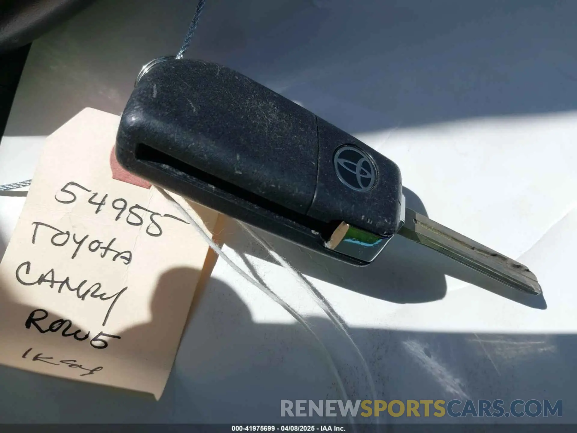 11 Photograph of a damaged car 4T1B11HK9KU800580 TOYOTA CAMRY 2019