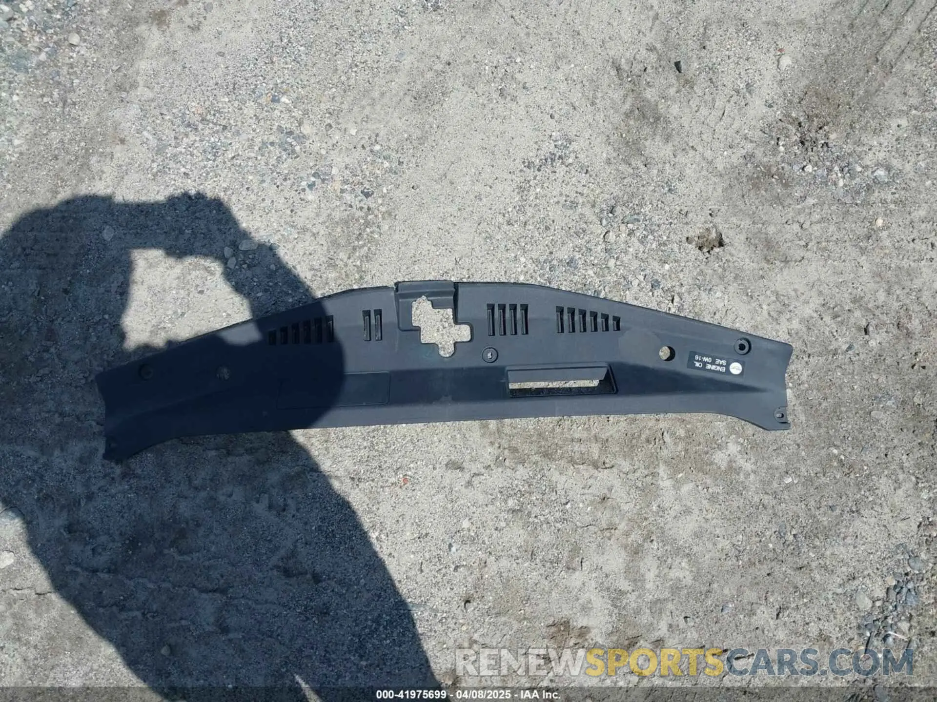 12 Photograph of a damaged car 4T1B11HK9KU800580 TOYOTA CAMRY 2019