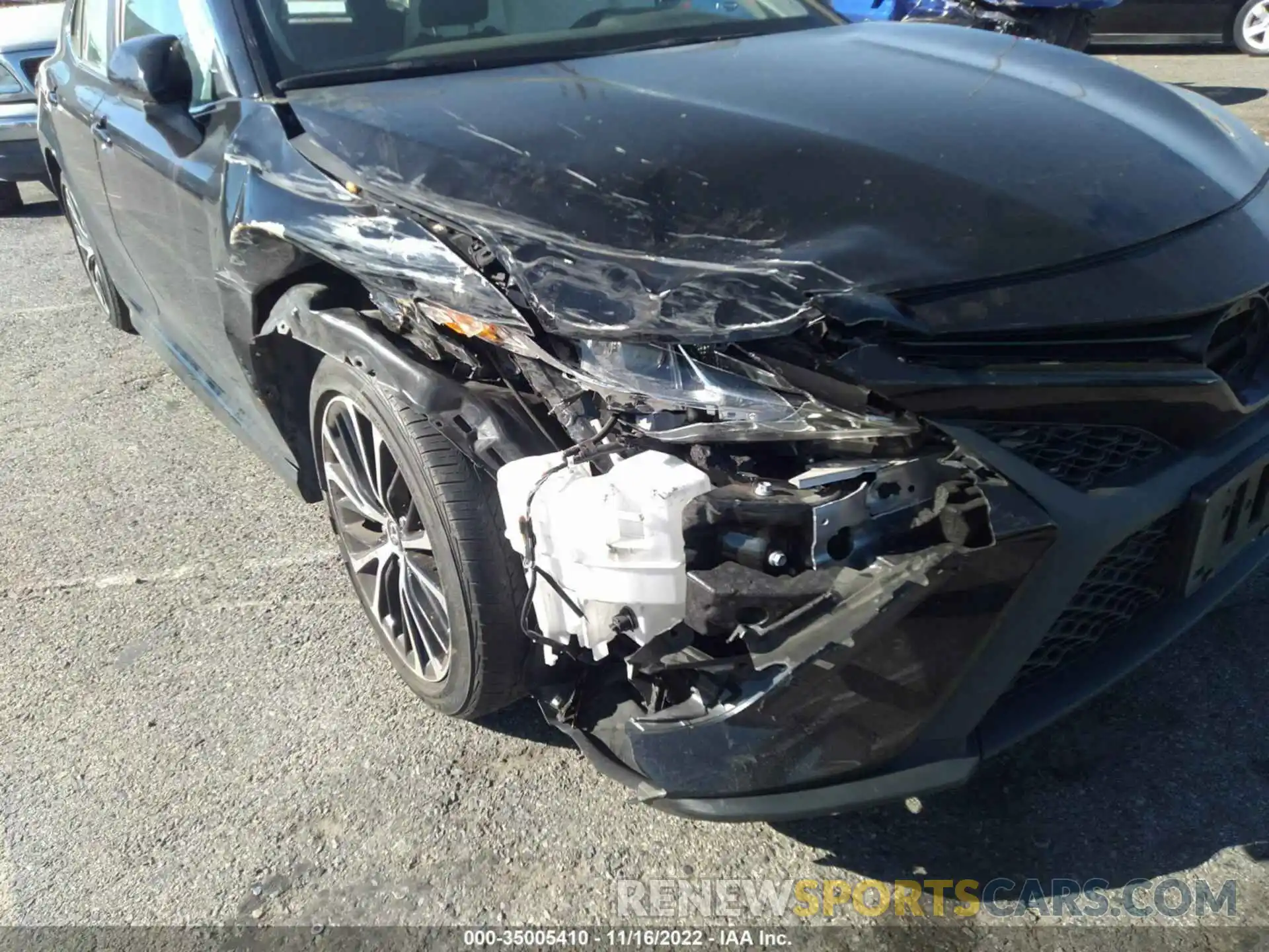 6 Photograph of a damaged car 4T1B11HK9KU801647 TOYOTA CAMRY 2019