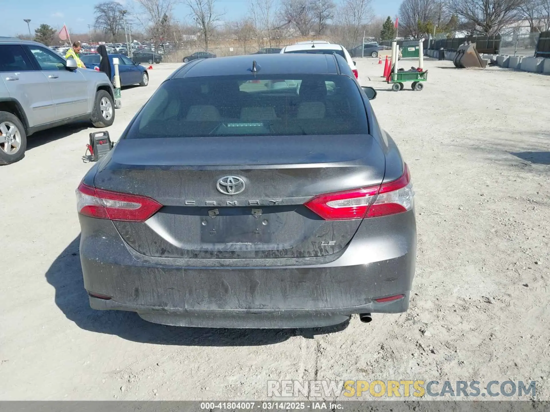 17 Photograph of a damaged car 4T1B11HK9KU810347 TOYOTA CAMRY 2019