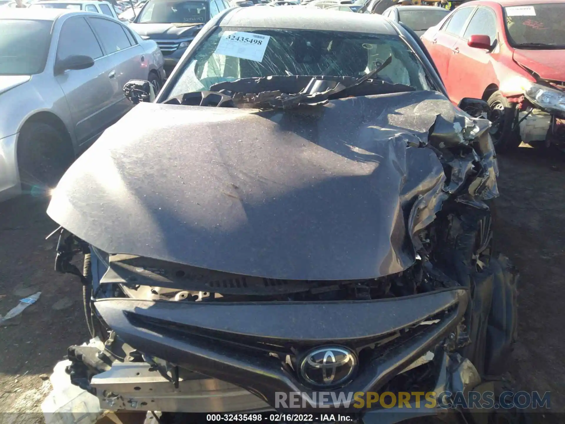 10 Photograph of a damaged car 4T1B11HK9KU817542 TOYOTA CAMRY 2019