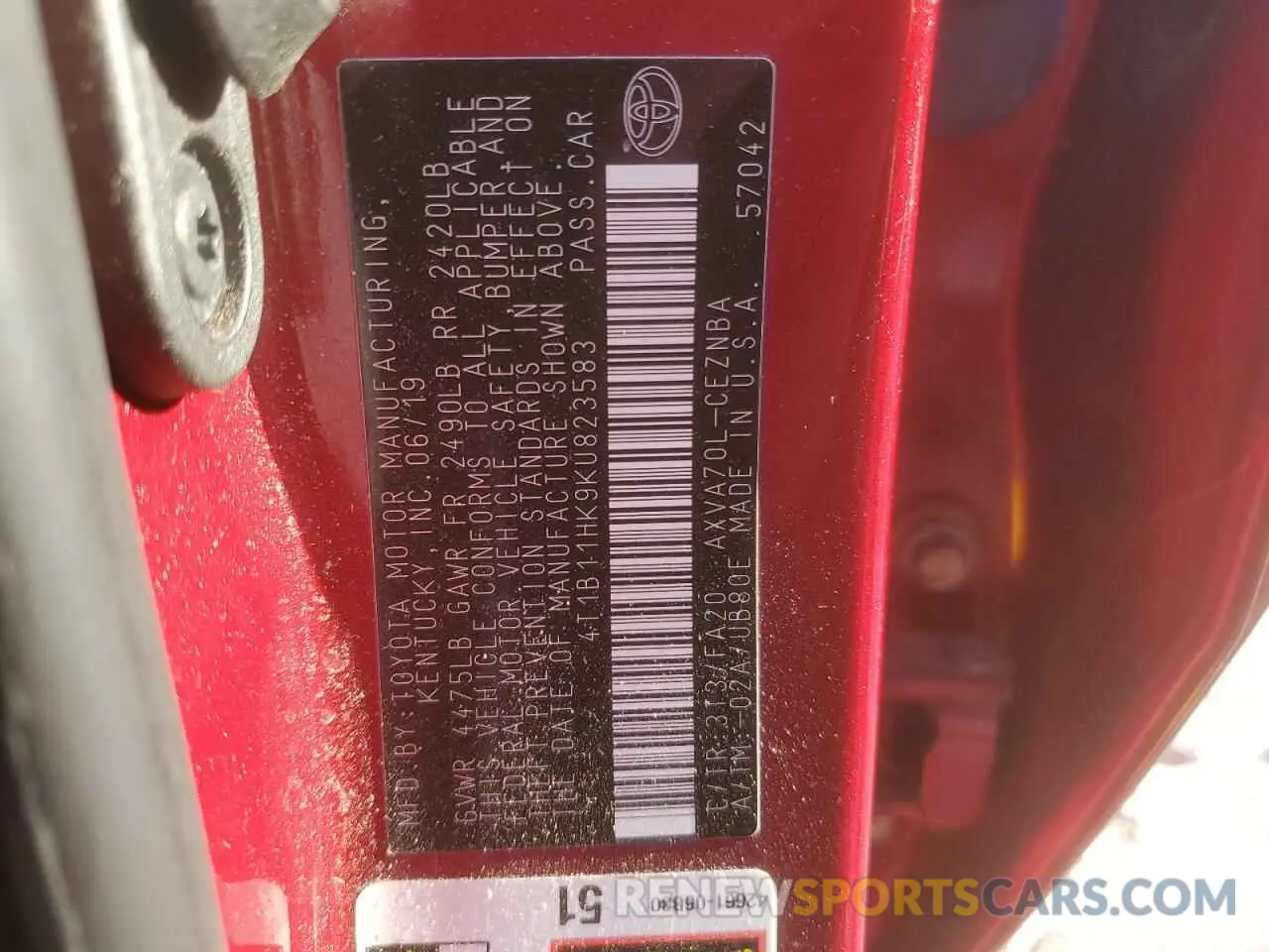 12 Photograph of a damaged car 4T1B11HK9KU823583 TOYOTA CAMRY 2019