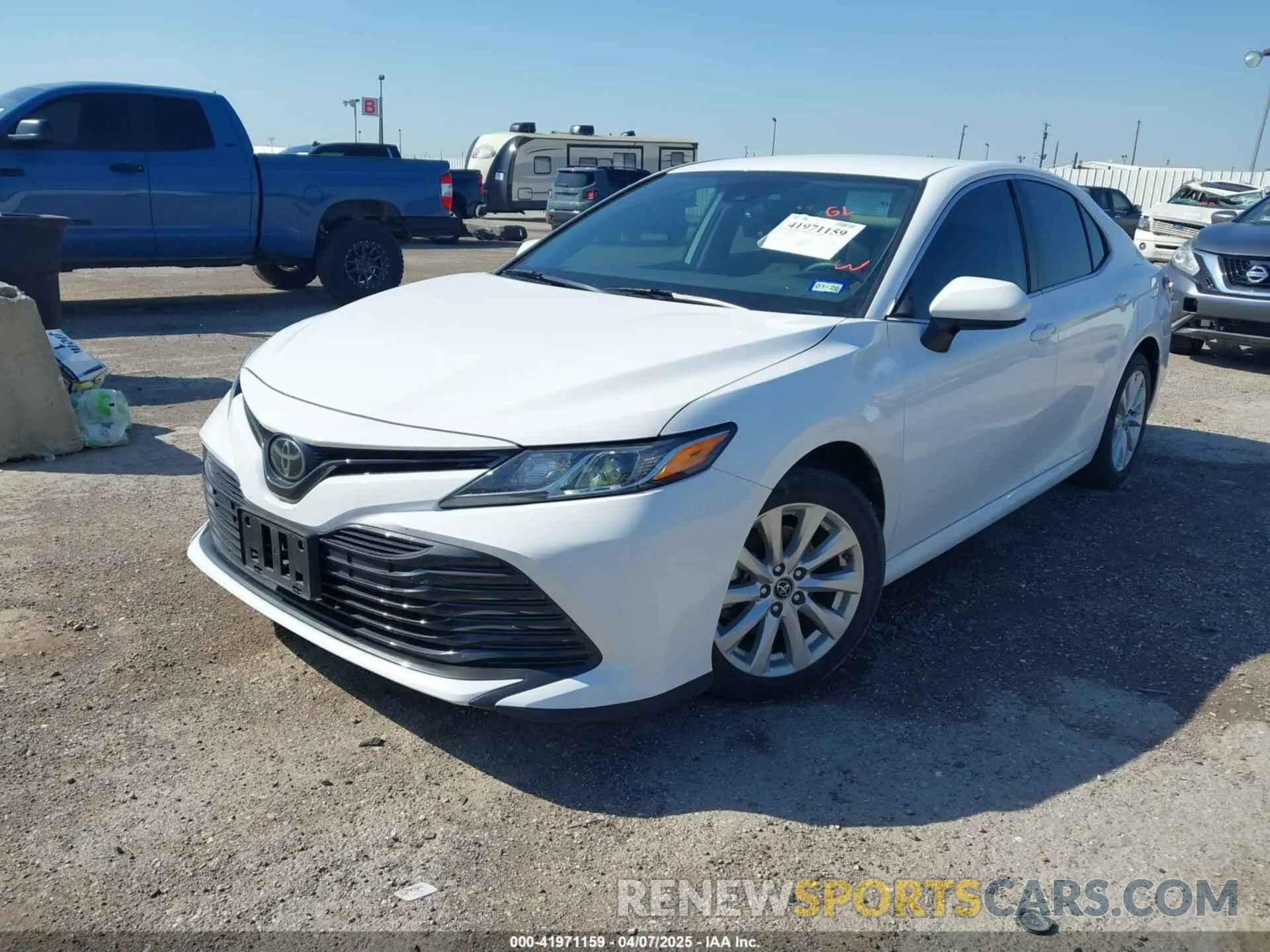 2 Photograph of a damaged car 4T1B11HK9KU825107 TOYOTA CAMRY 2019