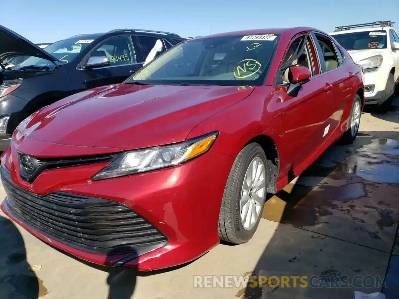 2 Photograph of a damaged car 4T1B11HK9KU826113 TOYOTA CAMRY 2019