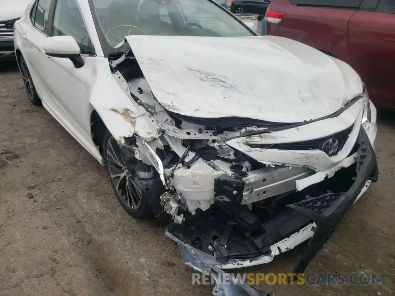 9 Photograph of a damaged car 4T1B11HK9KU827035 TOYOTA CAMRY 2019