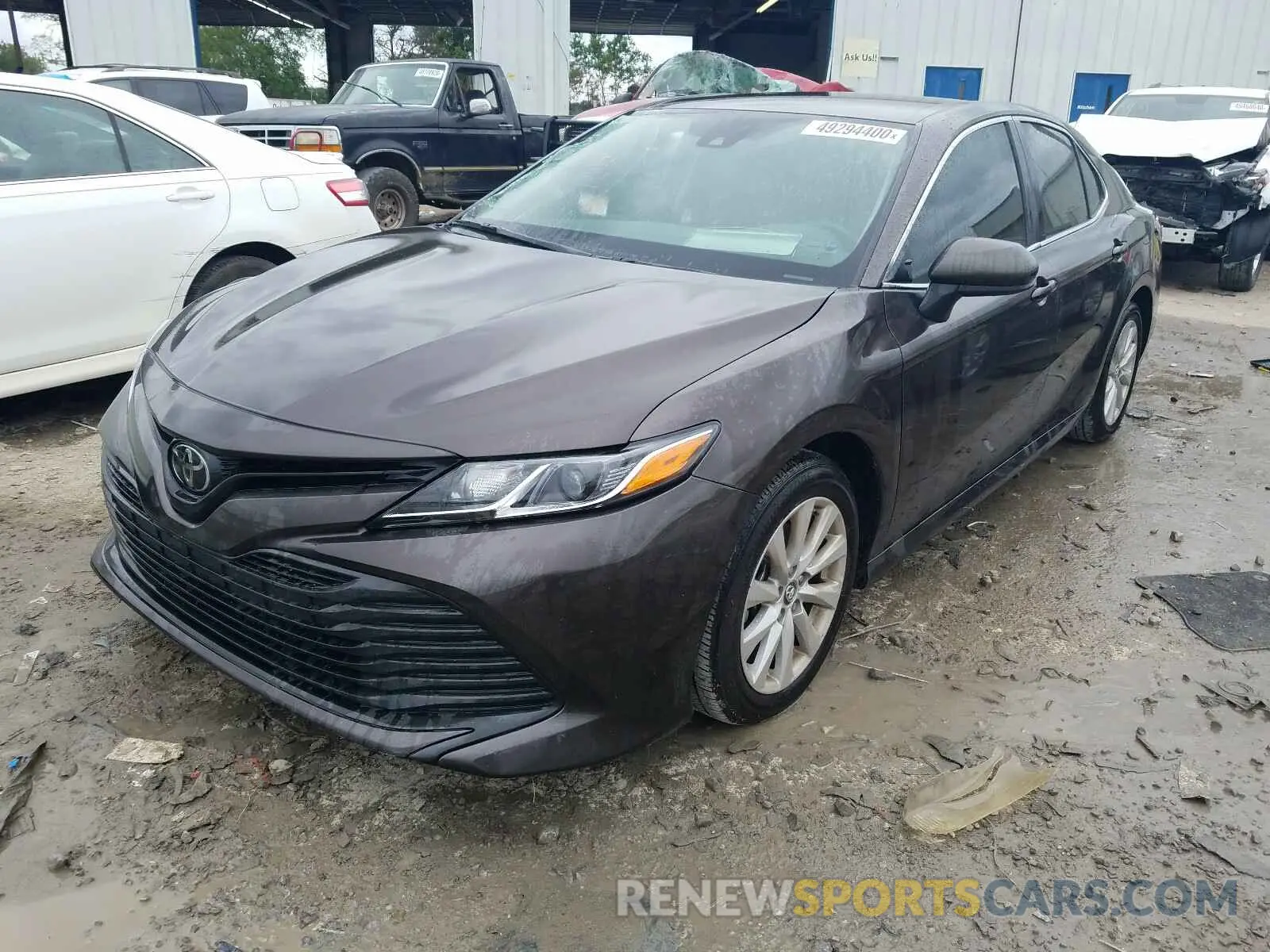 2 Photograph of a damaged car 4T1B11HK9KU828881 TOYOTA CAMRY 2019