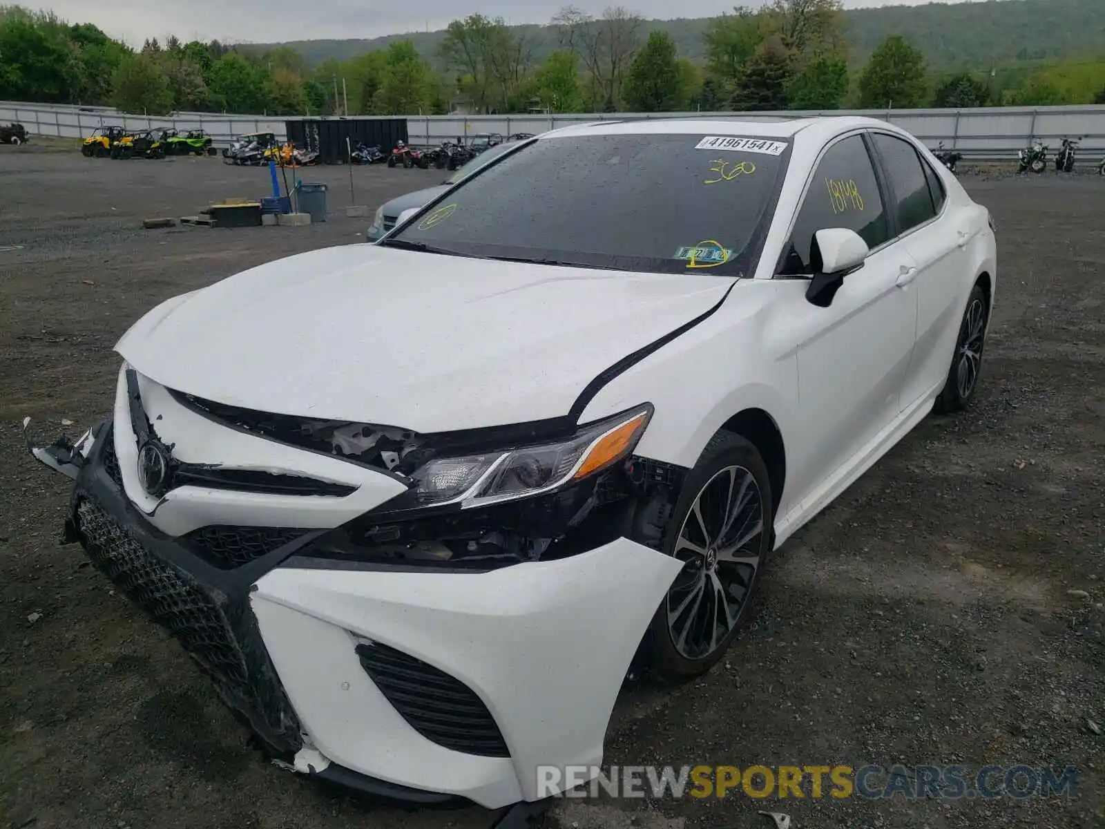 2 Photograph of a damaged car 4T1B11HK9KU829724 TOYOTA CAMRY 2019