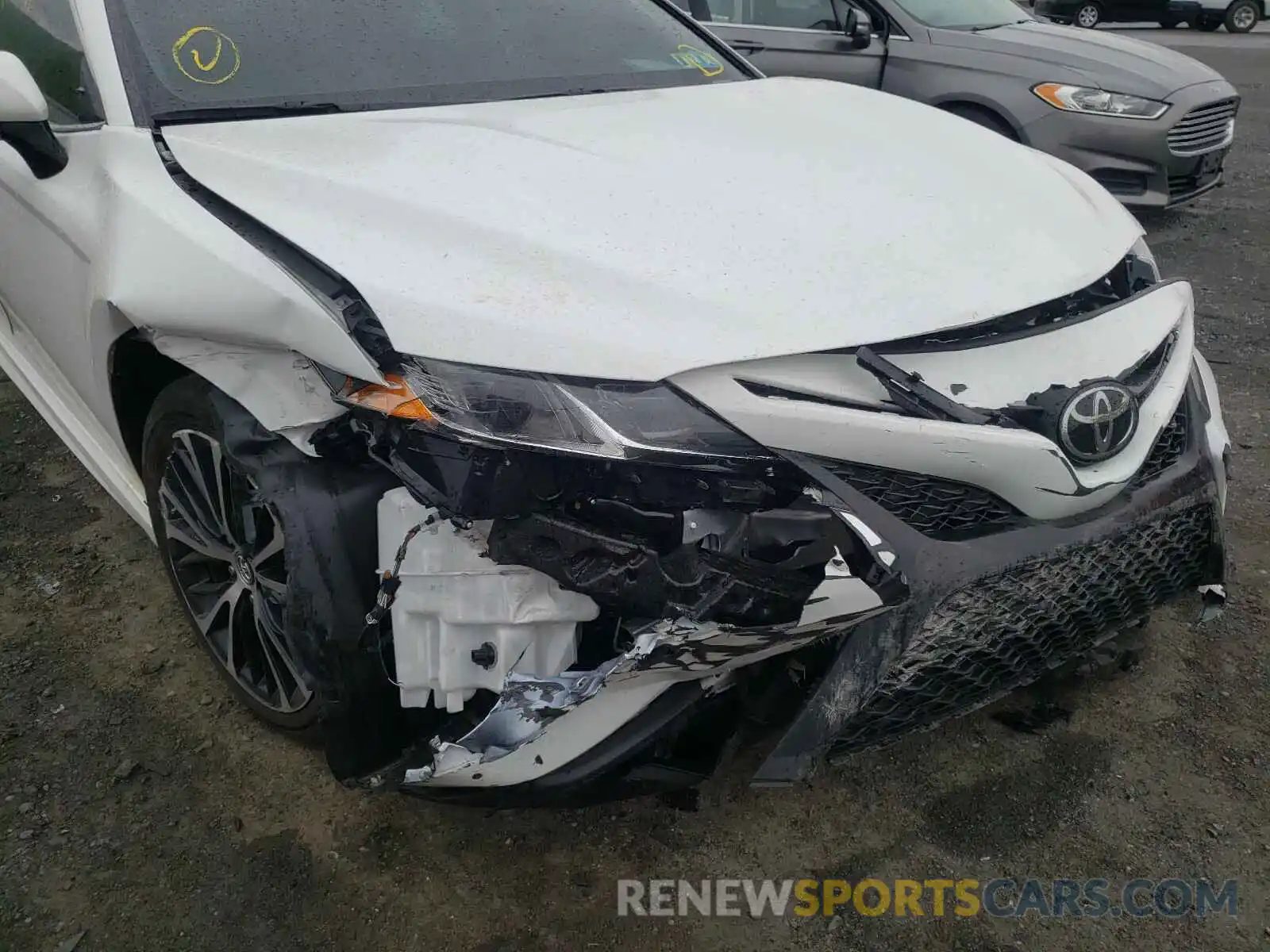 9 Photograph of a damaged car 4T1B11HK9KU829724 TOYOTA CAMRY 2019