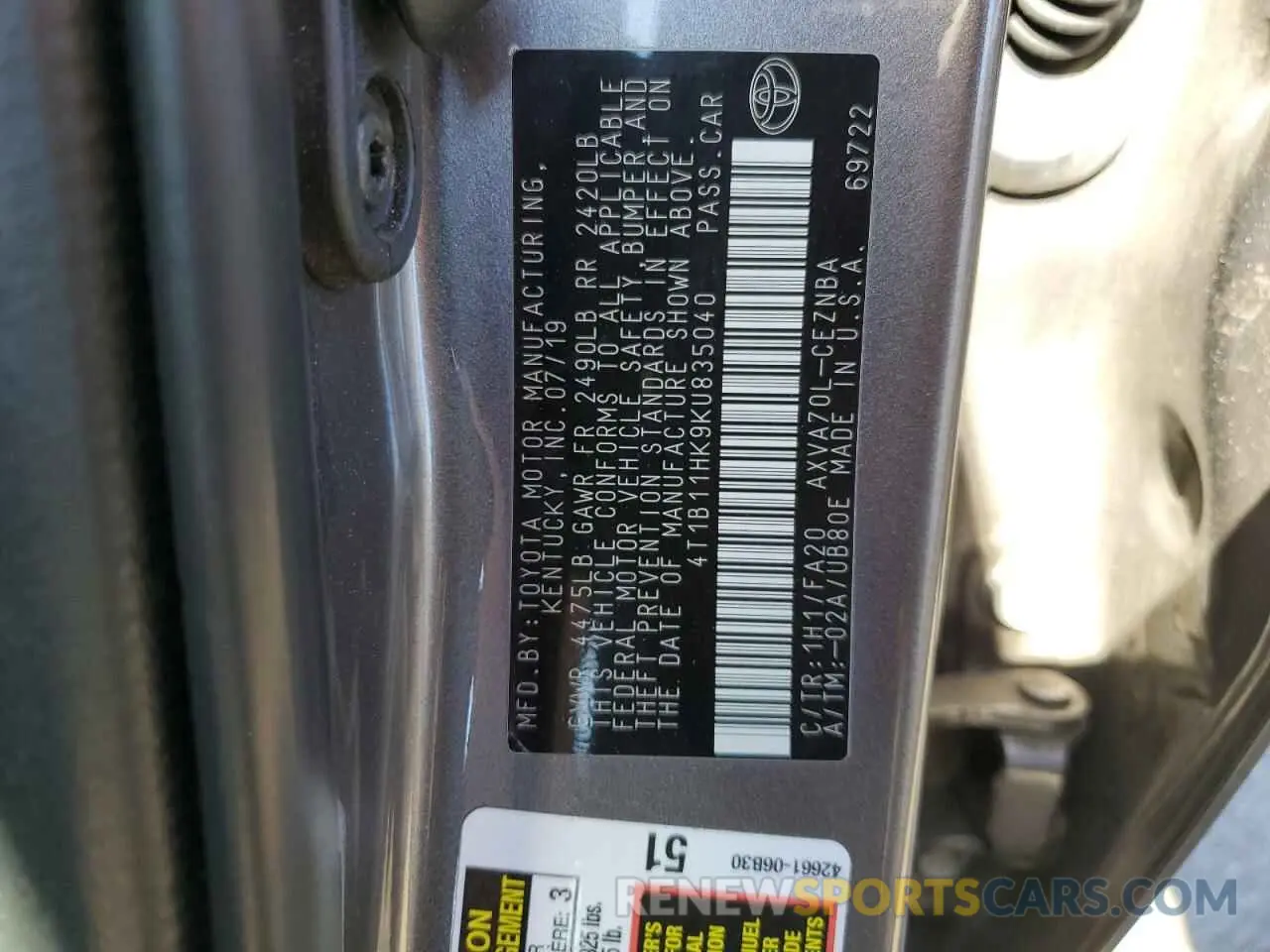 13 Photograph of a damaged car 4T1B11HK9KU835040 TOYOTA CAMRY 2019
