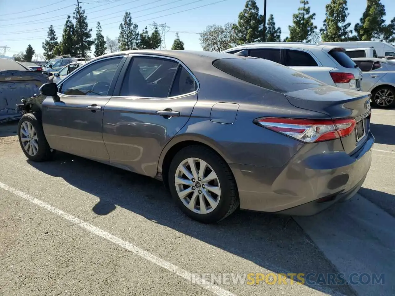 2 Photograph of a damaged car 4T1B11HK9KU835040 TOYOTA CAMRY 2019