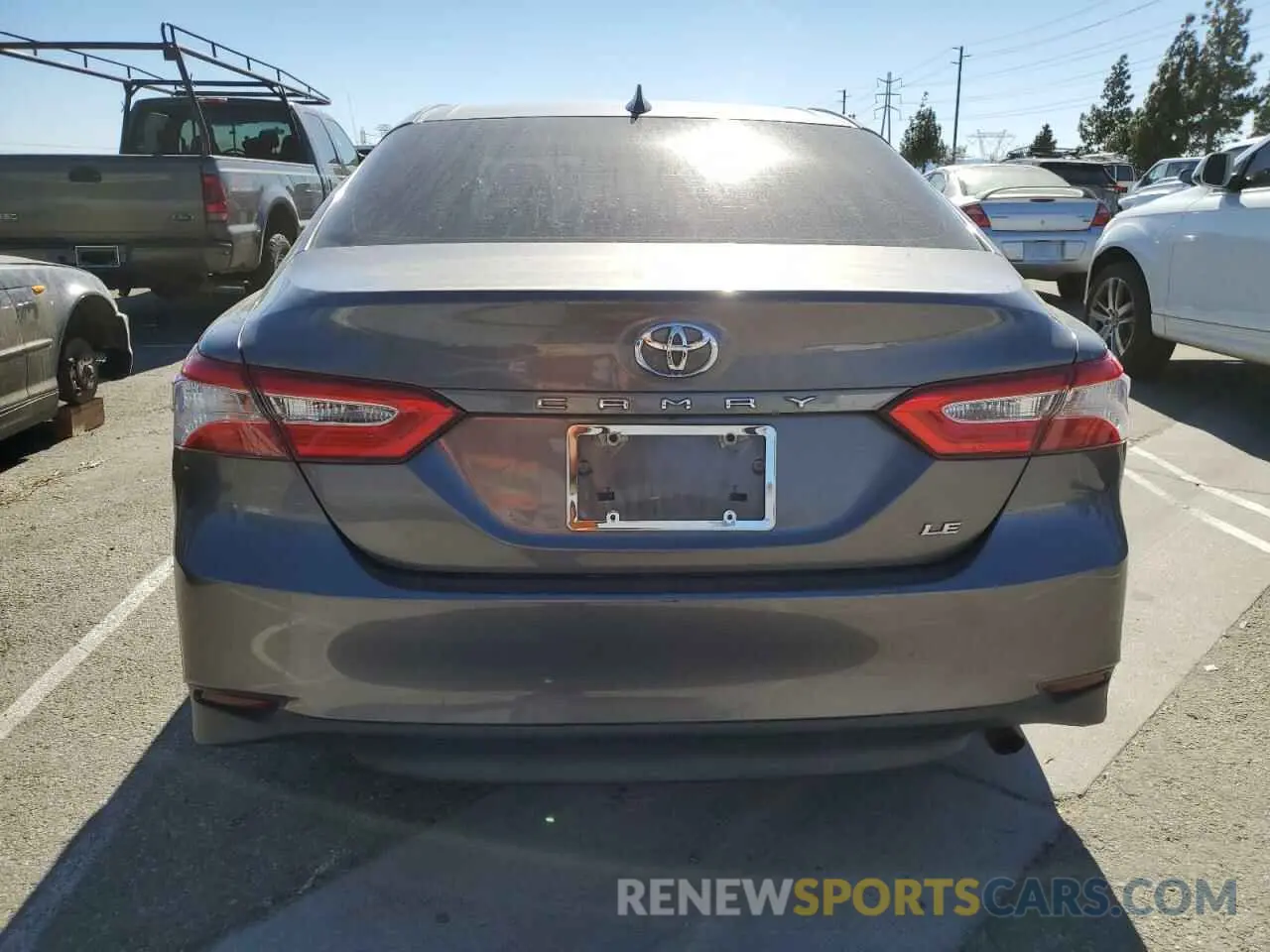 6 Photograph of a damaged car 4T1B11HK9KU835040 TOYOTA CAMRY 2019