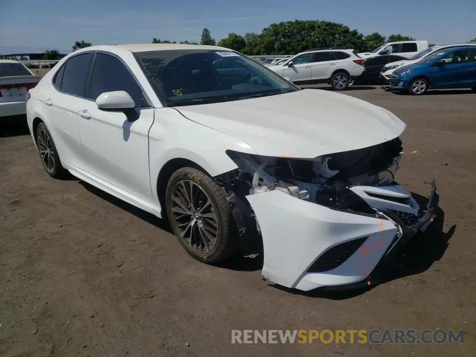 1 Photograph of a damaged car 4T1B11HK9KU839010 TOYOTA CAMRY 2019