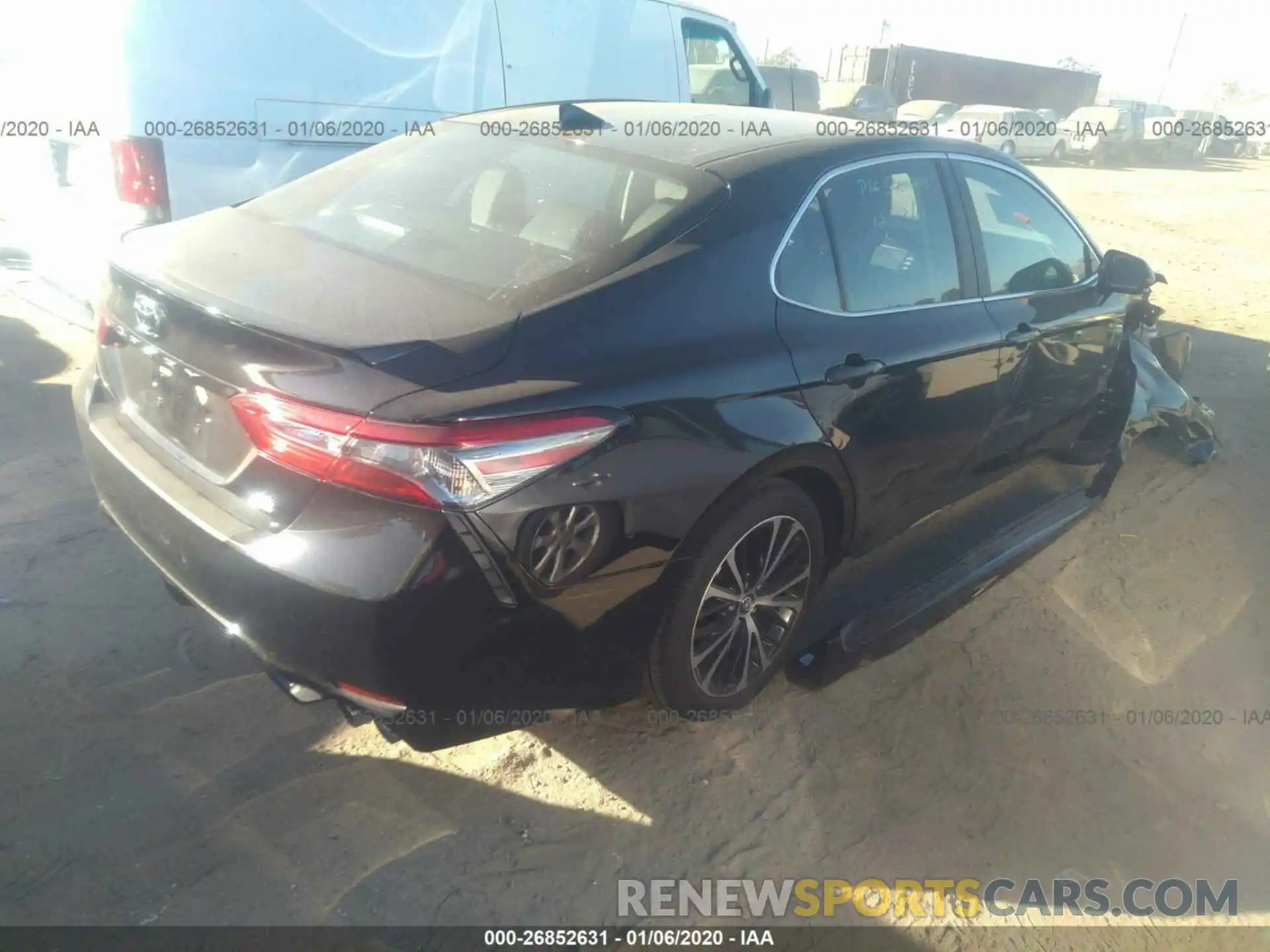 4 Photograph of a damaged car 4T1B11HK9KU839248 TOYOTA CAMRY 2019