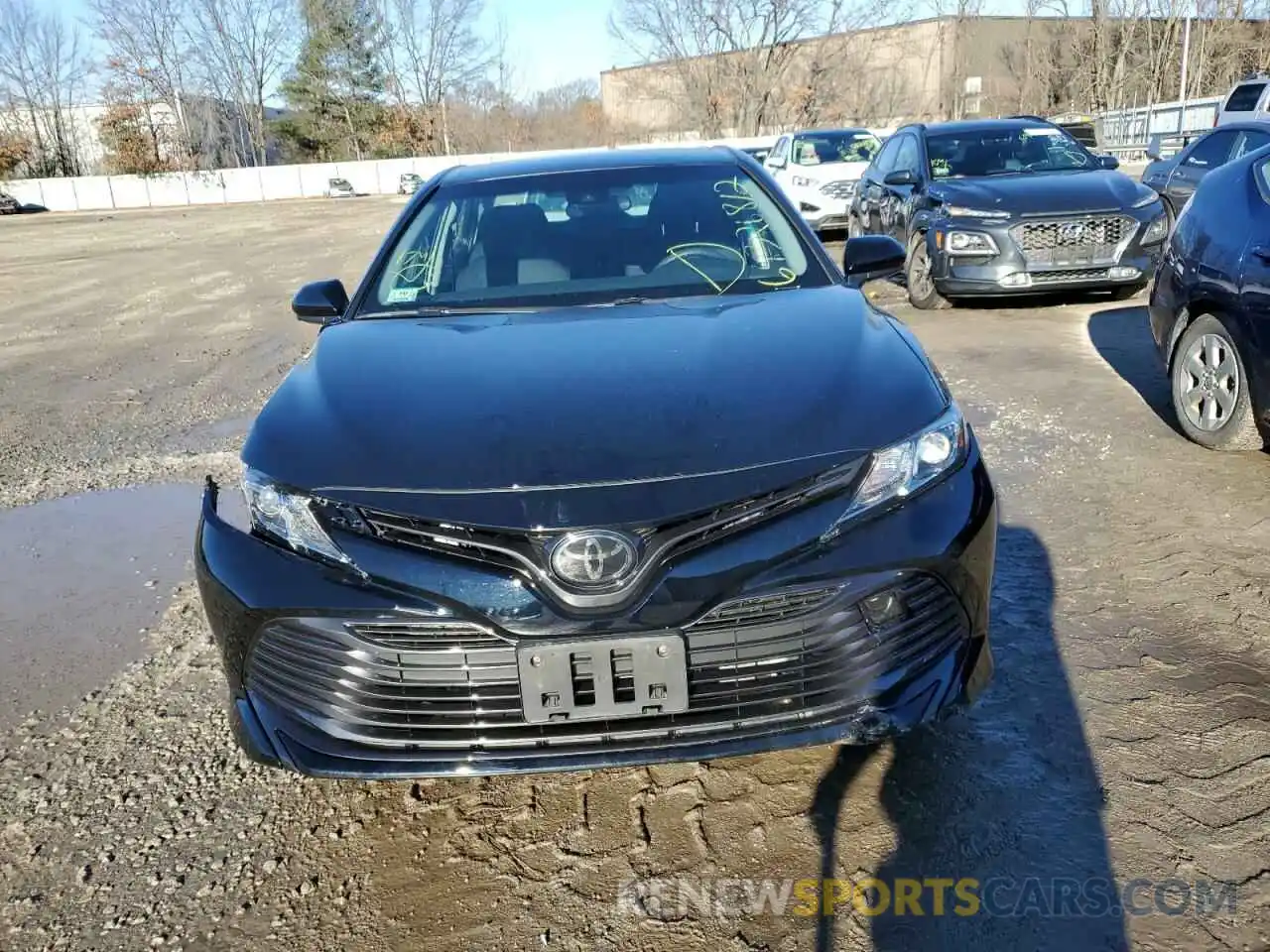 5 Photograph of a damaged car 4T1B11HK9KU841016 TOYOTA CAMRY 2019