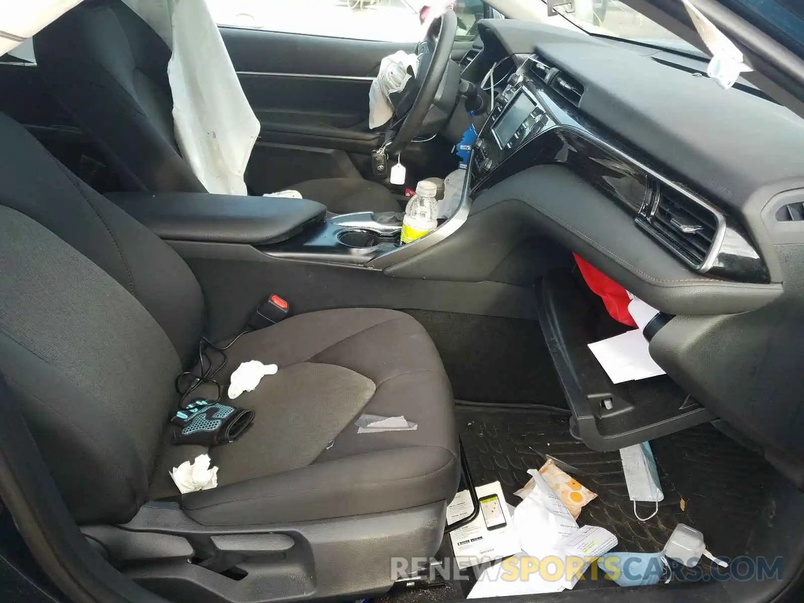 5 Photograph of a damaged car 4T1B11HK9KU841940 TOYOTA CAMRY 2019