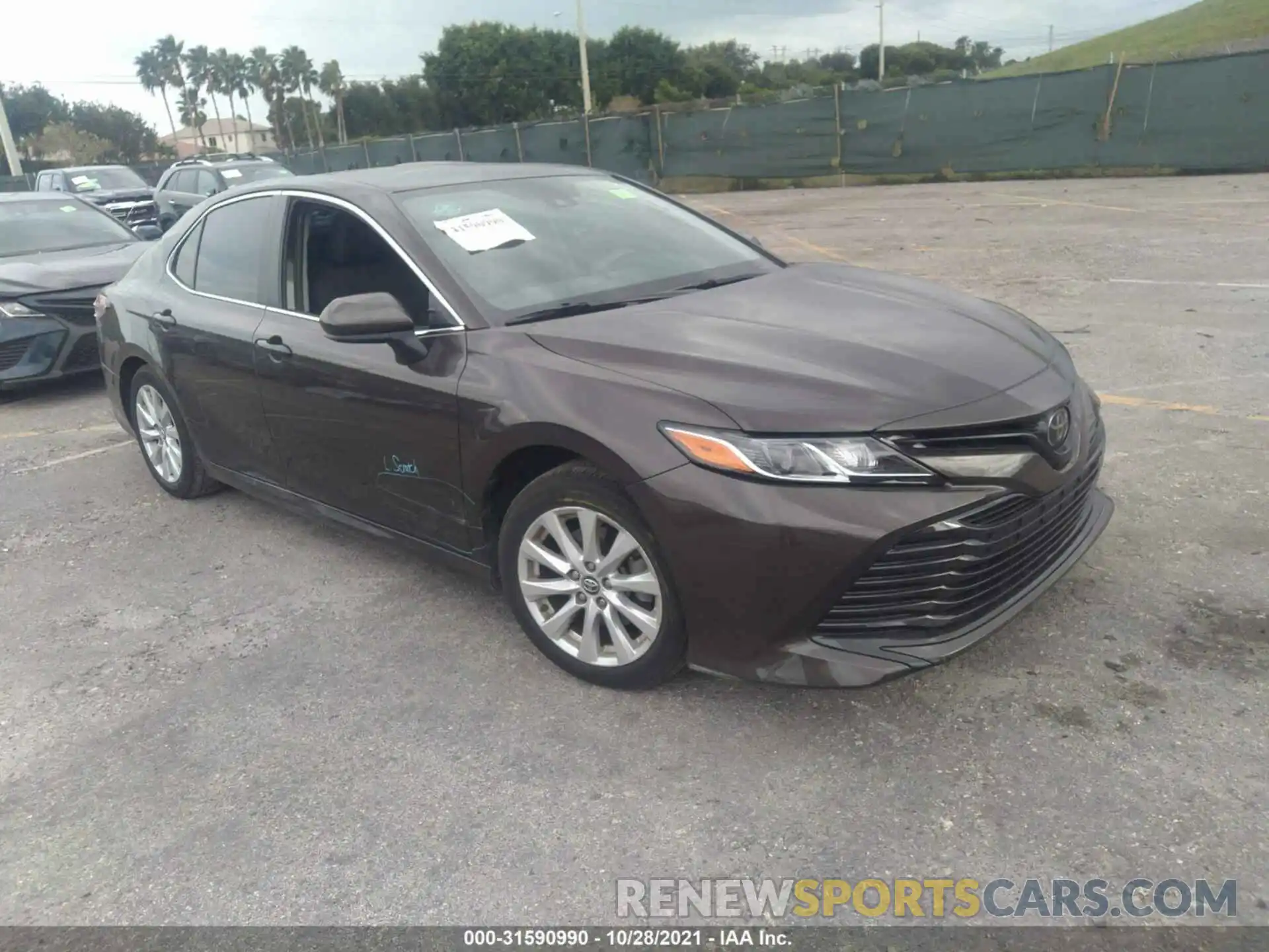 1 Photograph of a damaged car 4T1B11HK9KU842019 TOYOTA CAMRY 2019