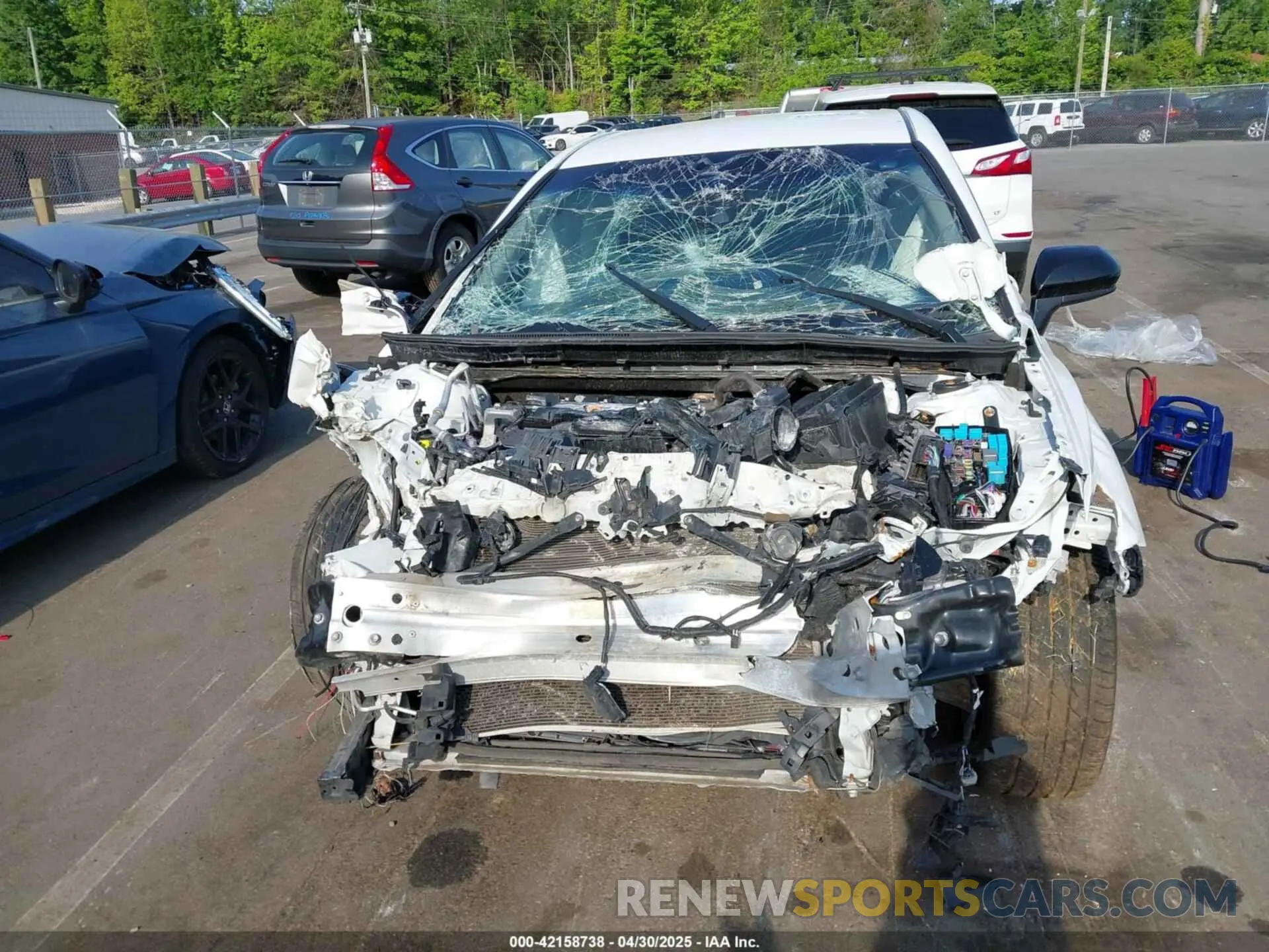 11 Photograph of a damaged car 4T1B11HK9KU842909 TOYOTA CAMRY 2019