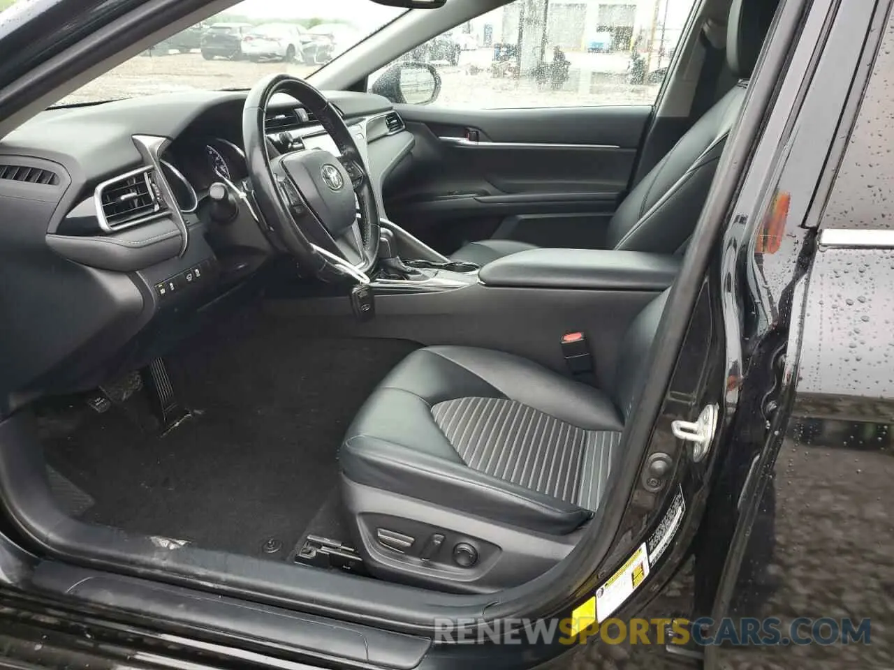 7 Photograph of a damaged car 4T1B11HK9KU846149 TOYOTA CAMRY 2019