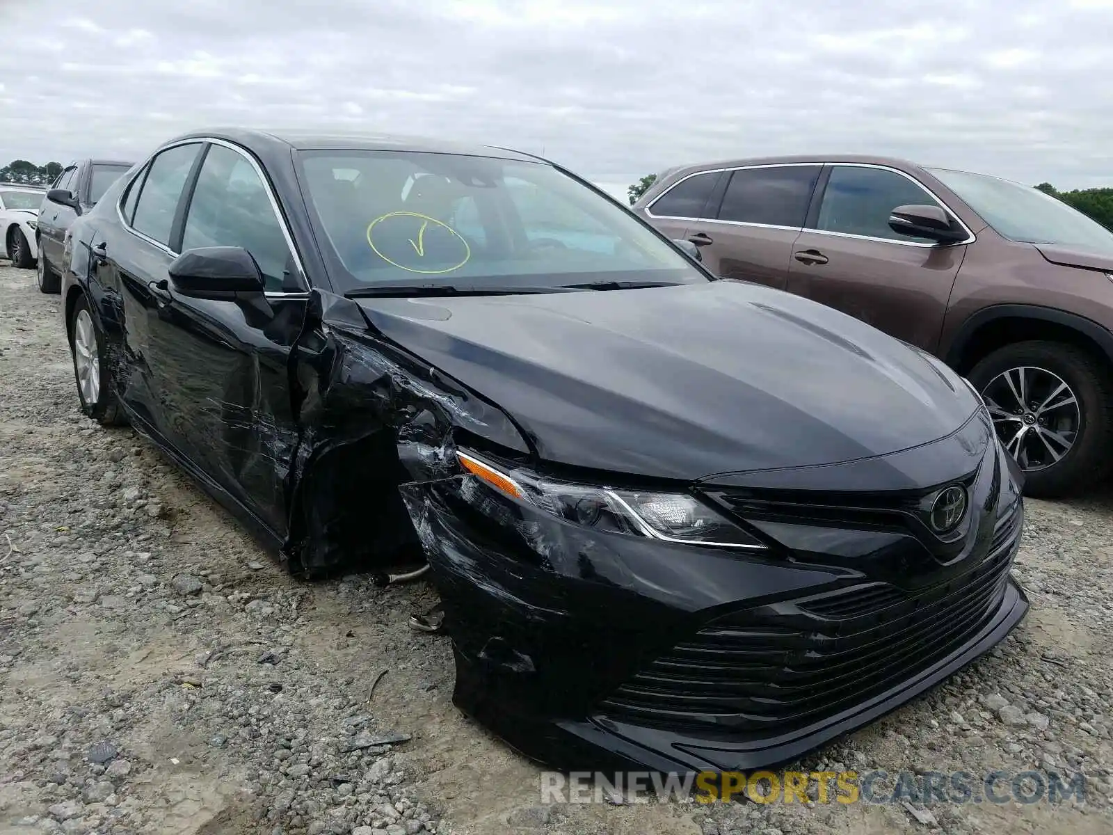 1 Photograph of a damaged car 4T1B11HK9KU846877 TOYOTA CAMRY 2019