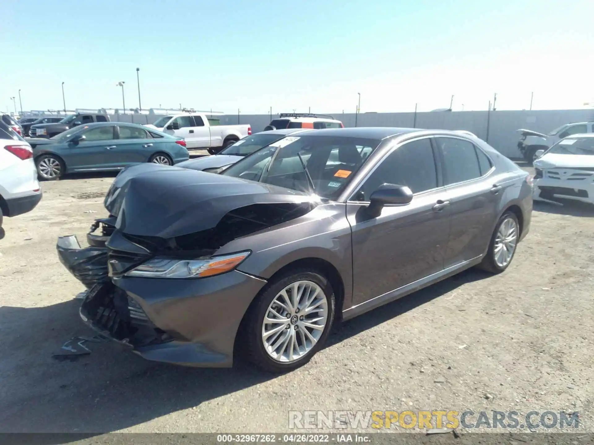 2 Photograph of a damaged car 4T1B11HK9KU846944 TOYOTA CAMRY 2019