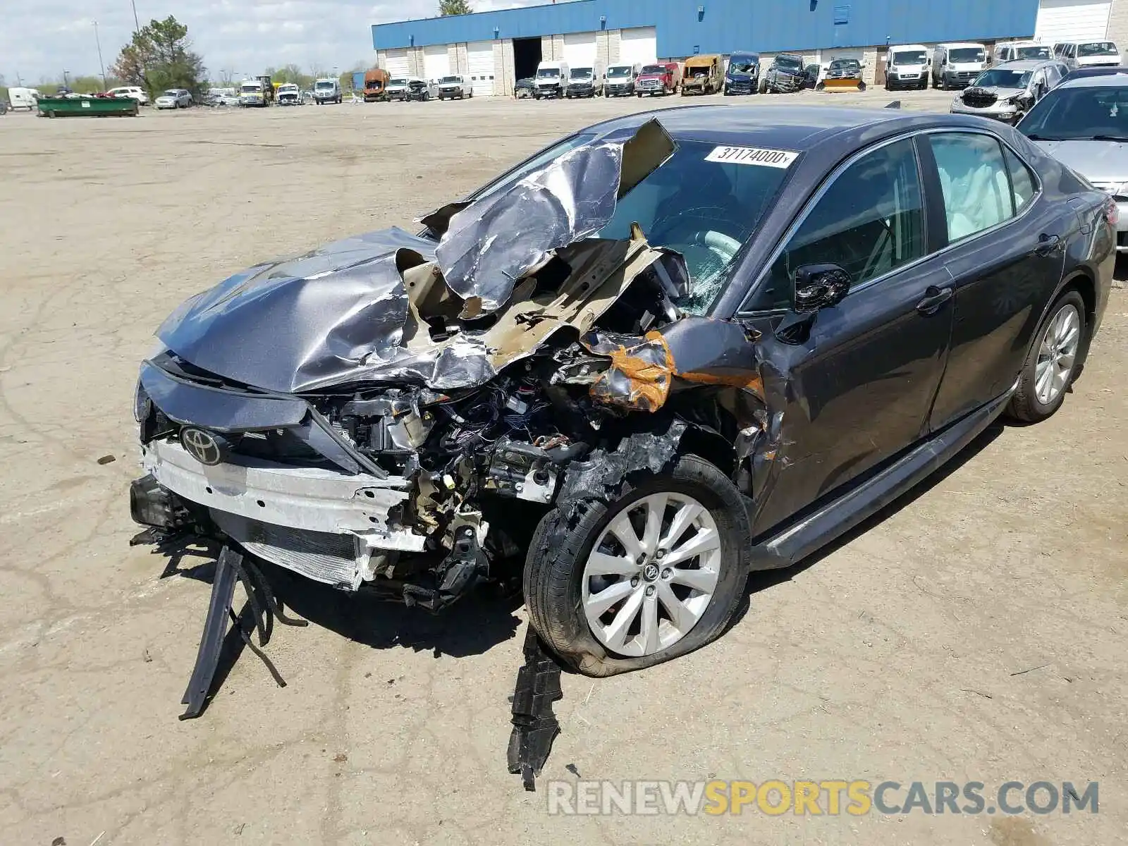 2 Photograph of a damaged car 4T1B11HK9KU850377 TOYOTA CAMRY 2019