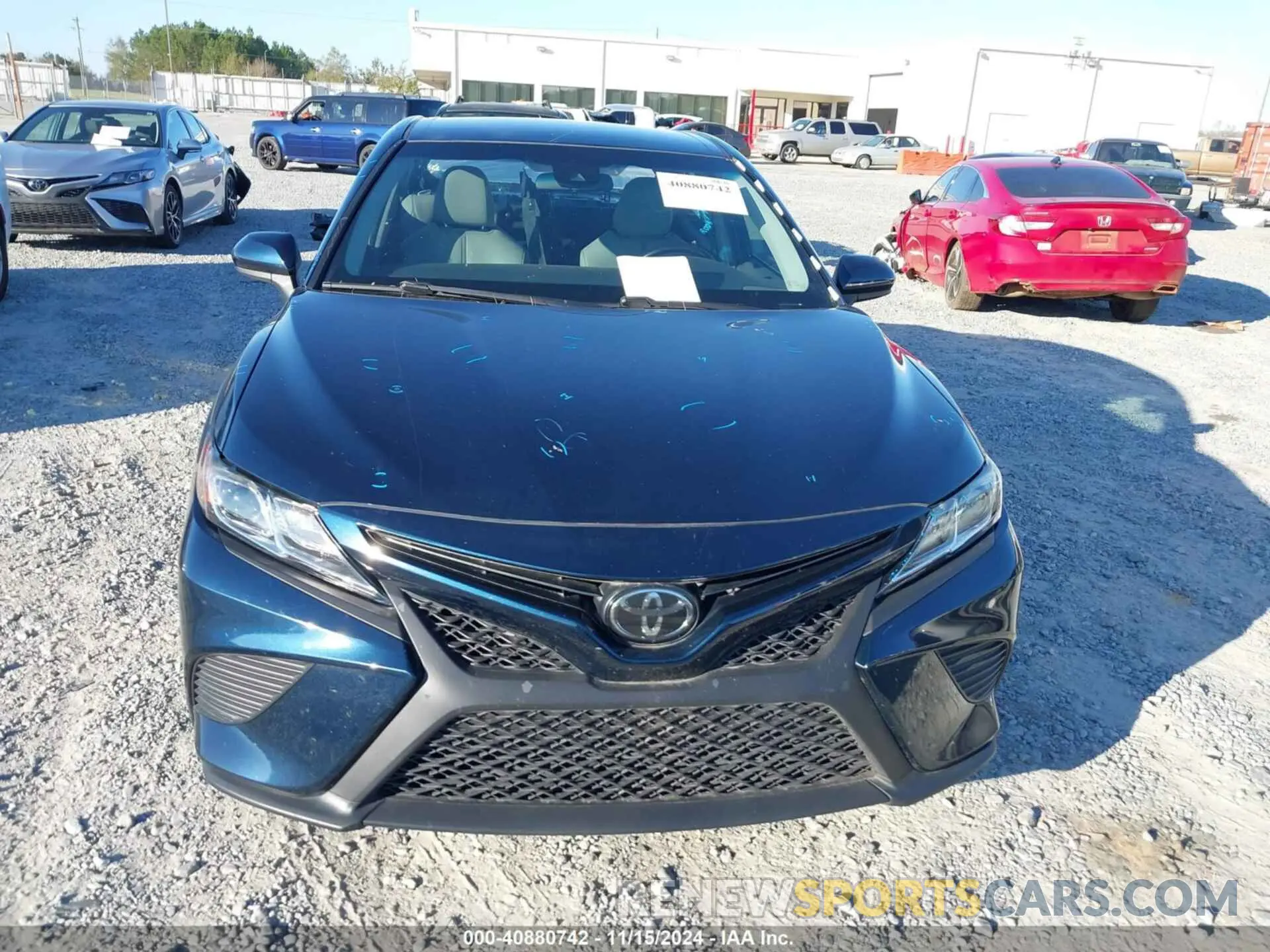 13 Photograph of a damaged car 4T1B11HK9KU850380 TOYOTA CAMRY 2019