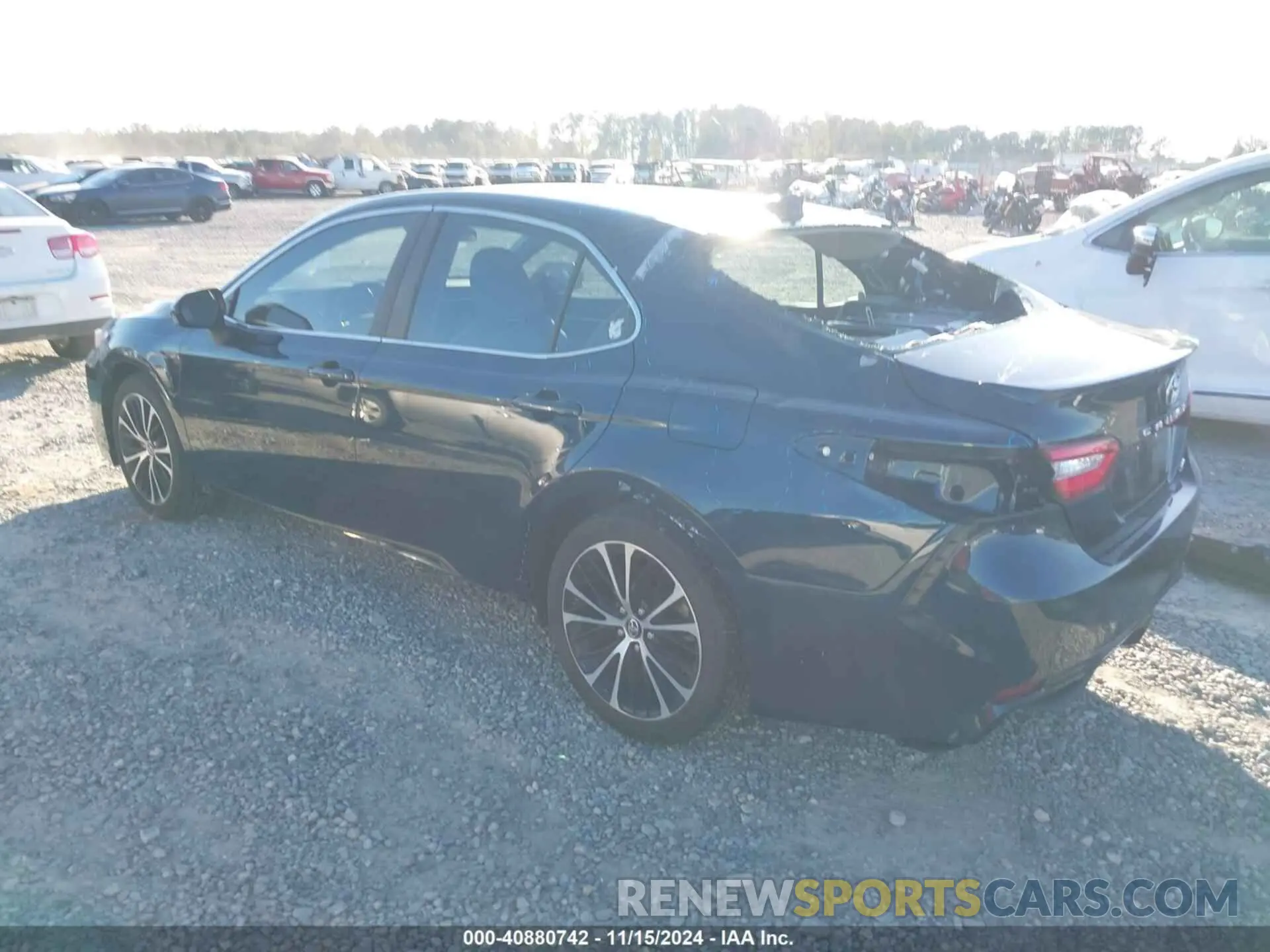 3 Photograph of a damaged car 4T1B11HK9KU850380 TOYOTA CAMRY 2019