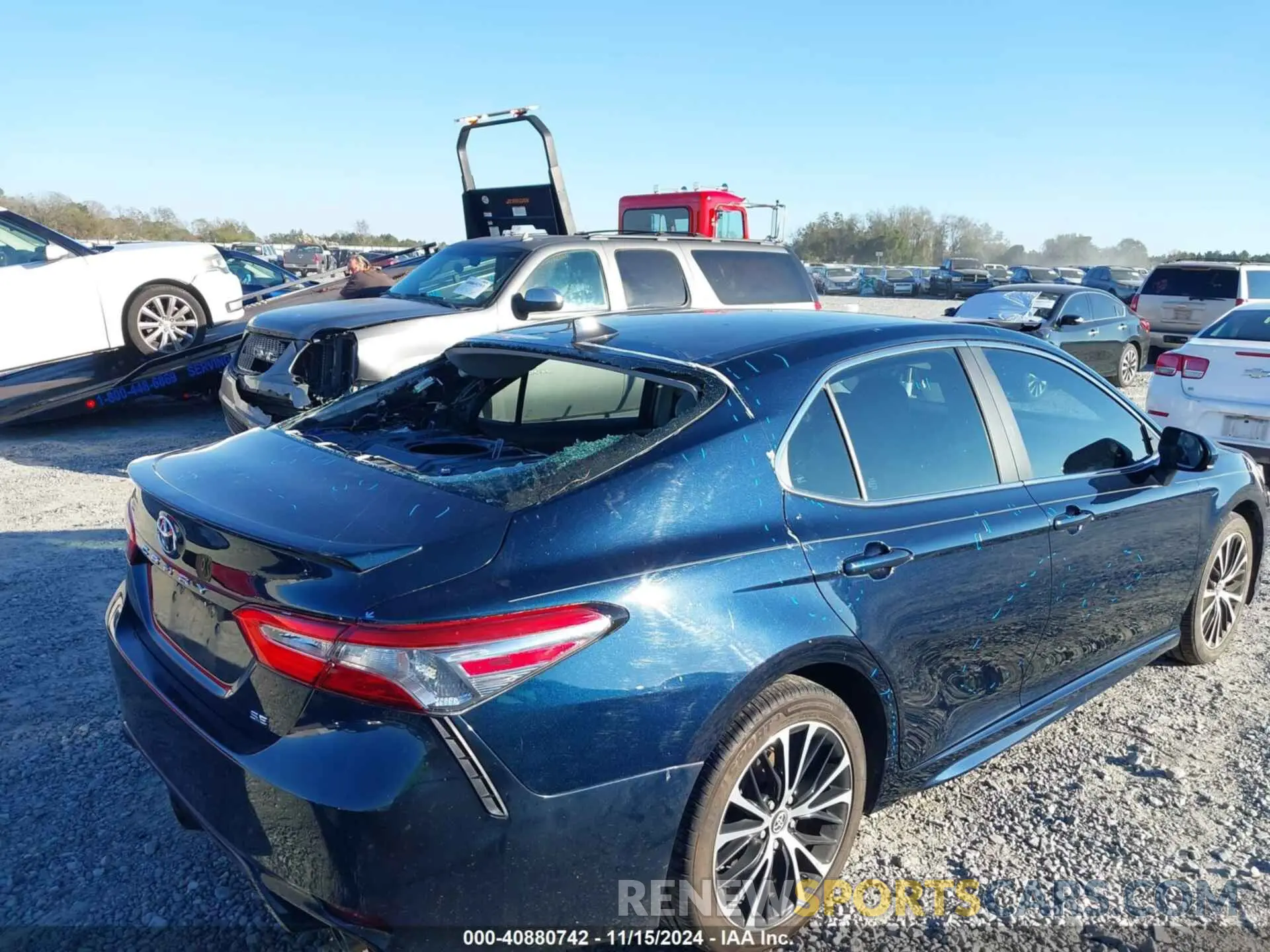 6 Photograph of a damaged car 4T1B11HK9KU850380 TOYOTA CAMRY 2019