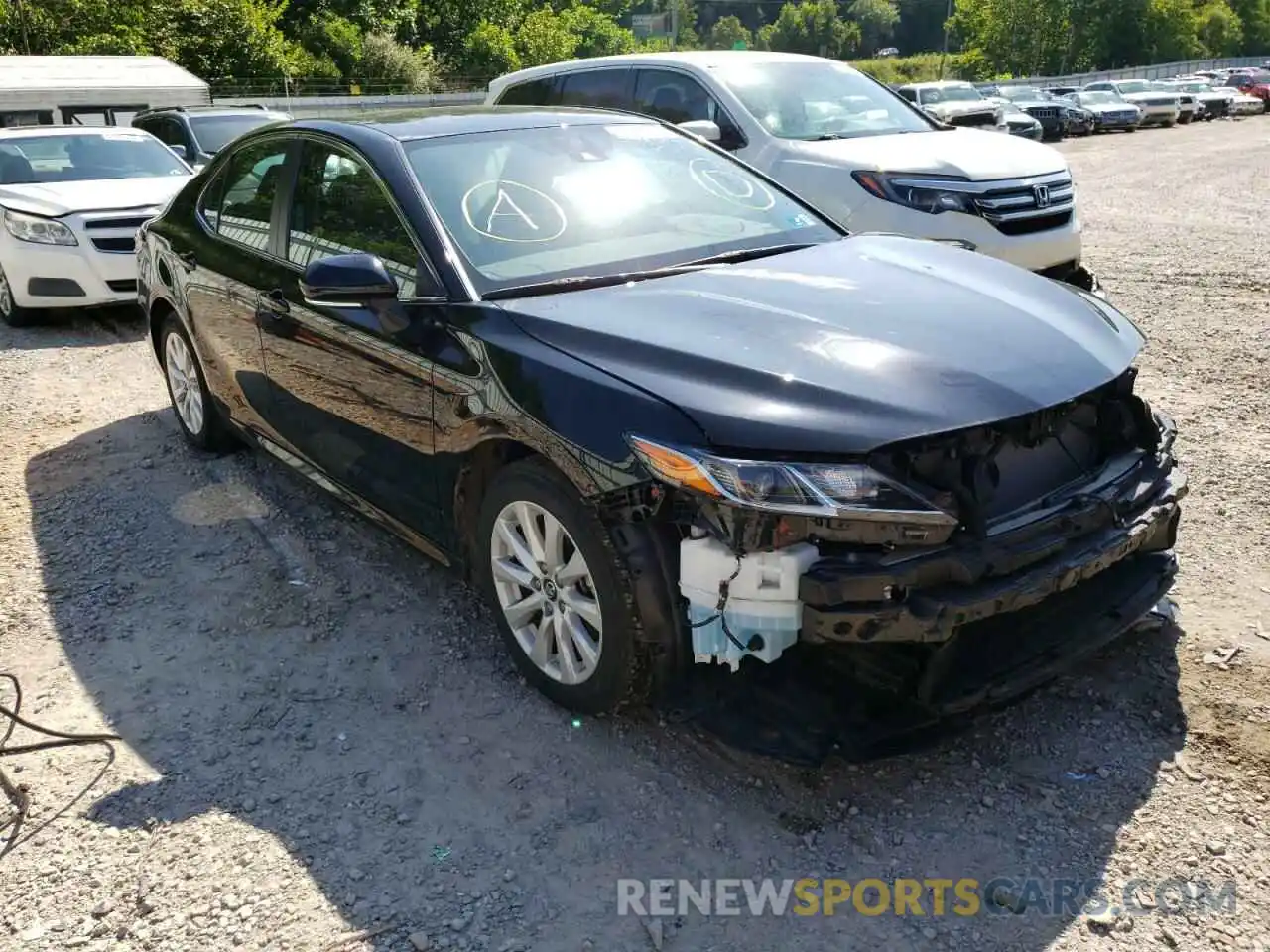 1 Photograph of a damaged car 4T1B11HK9KU855479 TOYOTA CAMRY 2019