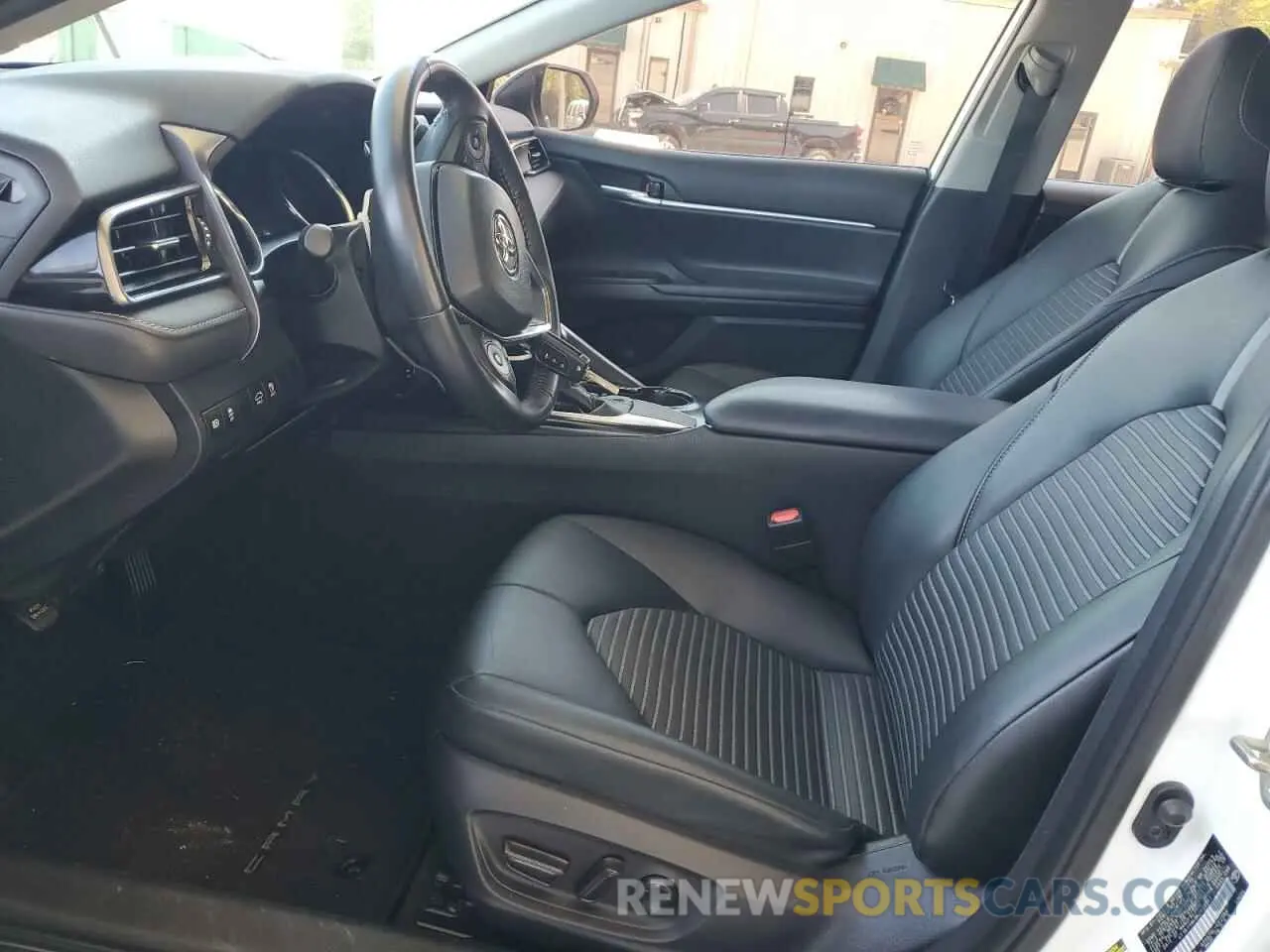 7 Photograph of a damaged car 4T1B11HK9KU855983 TOYOTA CAMRY 2019