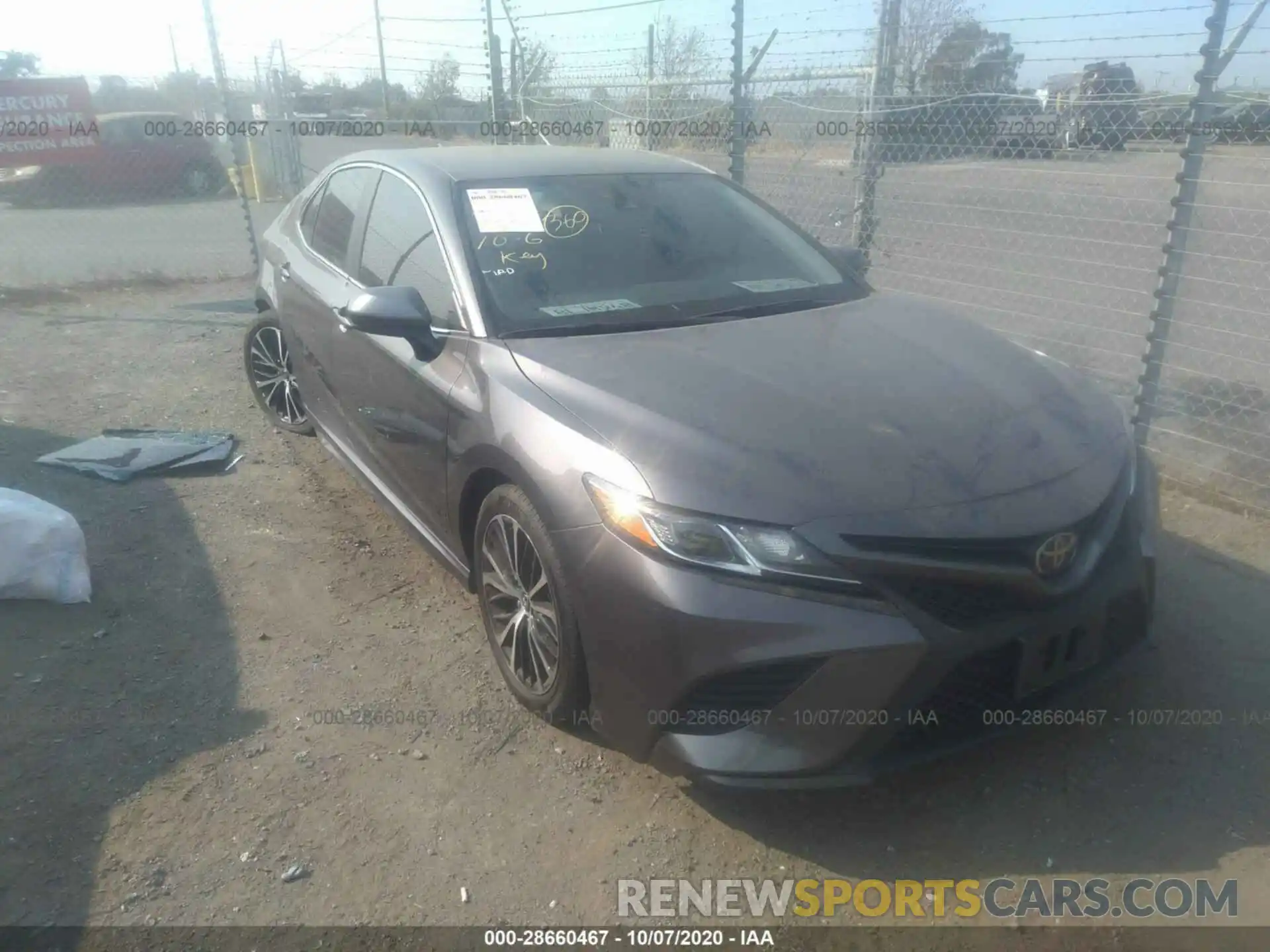 1 Photograph of a damaged car 4T1B11HKXKU160606 TOYOTA CAMRY 2019